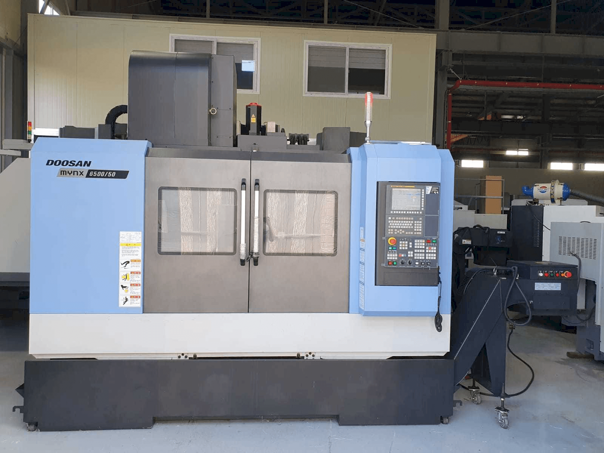Doosan Mynx 6500/50 Mašinos vaizdas iš priekio