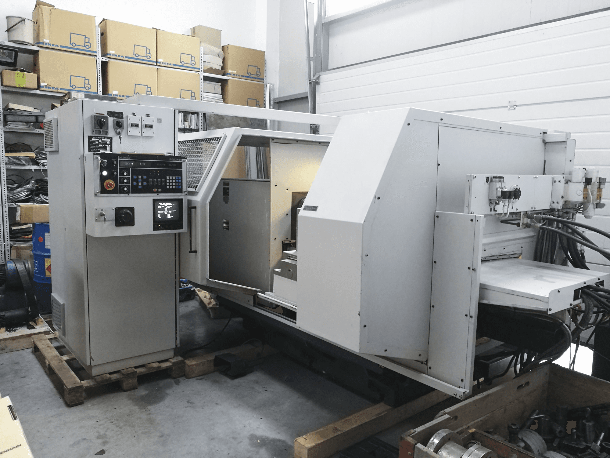 Gildemeister RNF 40/200 Mašinos dešinės pusės vaizdas