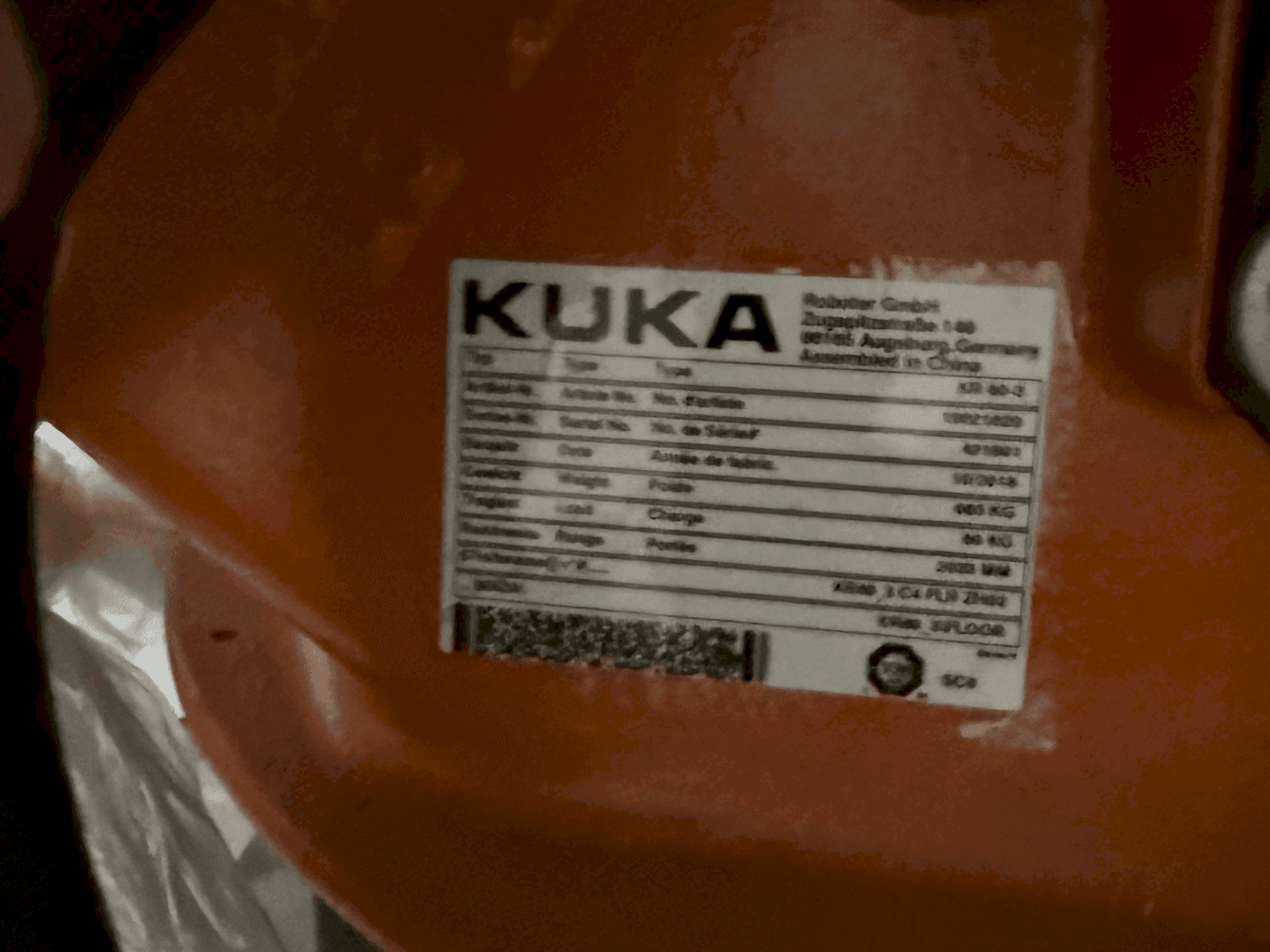 KUKA KR16-2 Mašinos firmos lentelė