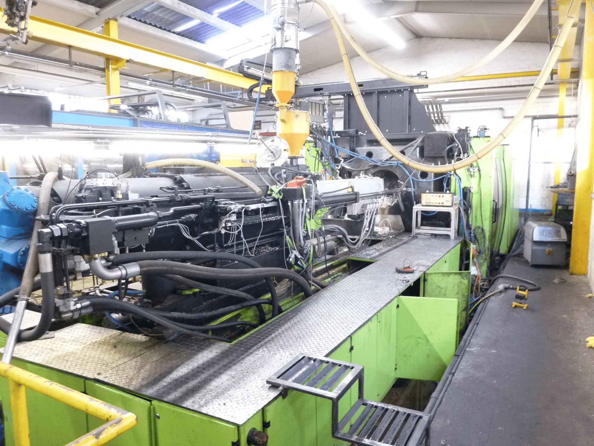 ENGEL ES 10000/1300 DK Mašinos vaizdas iš kairės pusės