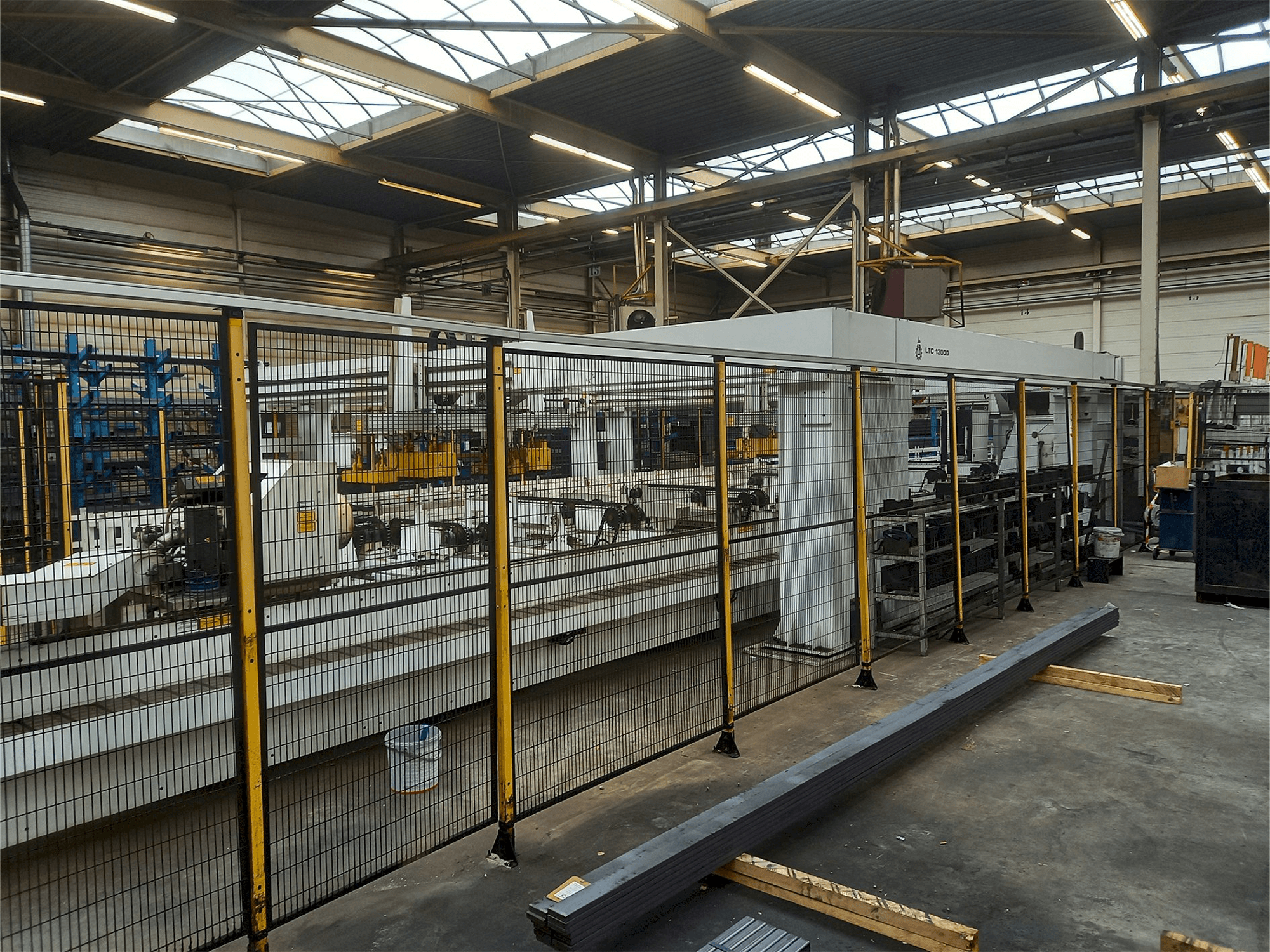 Balliu LTC 13000 Mašinos vaizdas iš priekio