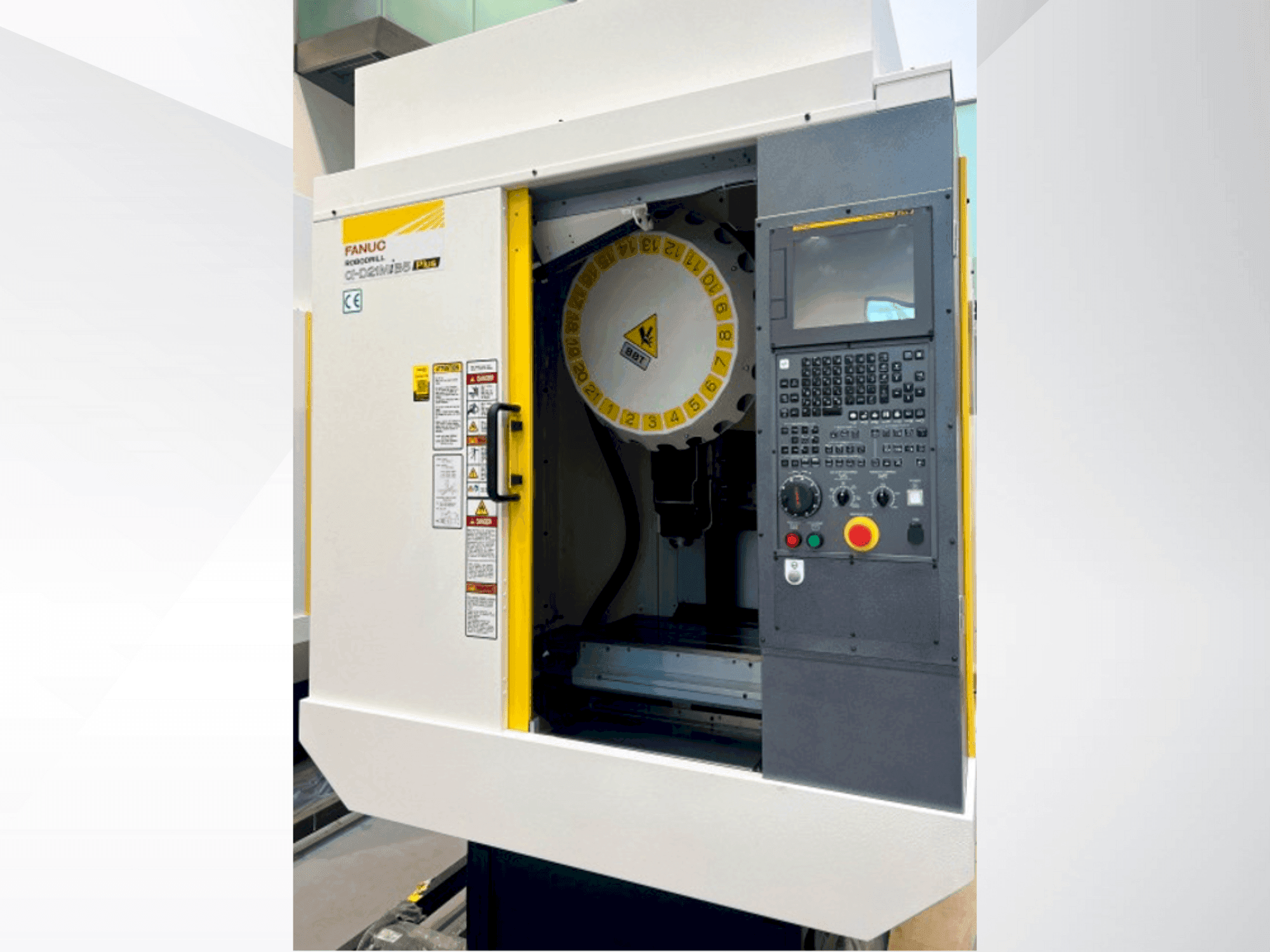 FANUC ROBODRILL α-D21MiB5P Mašinos vaizdas iš priekio
