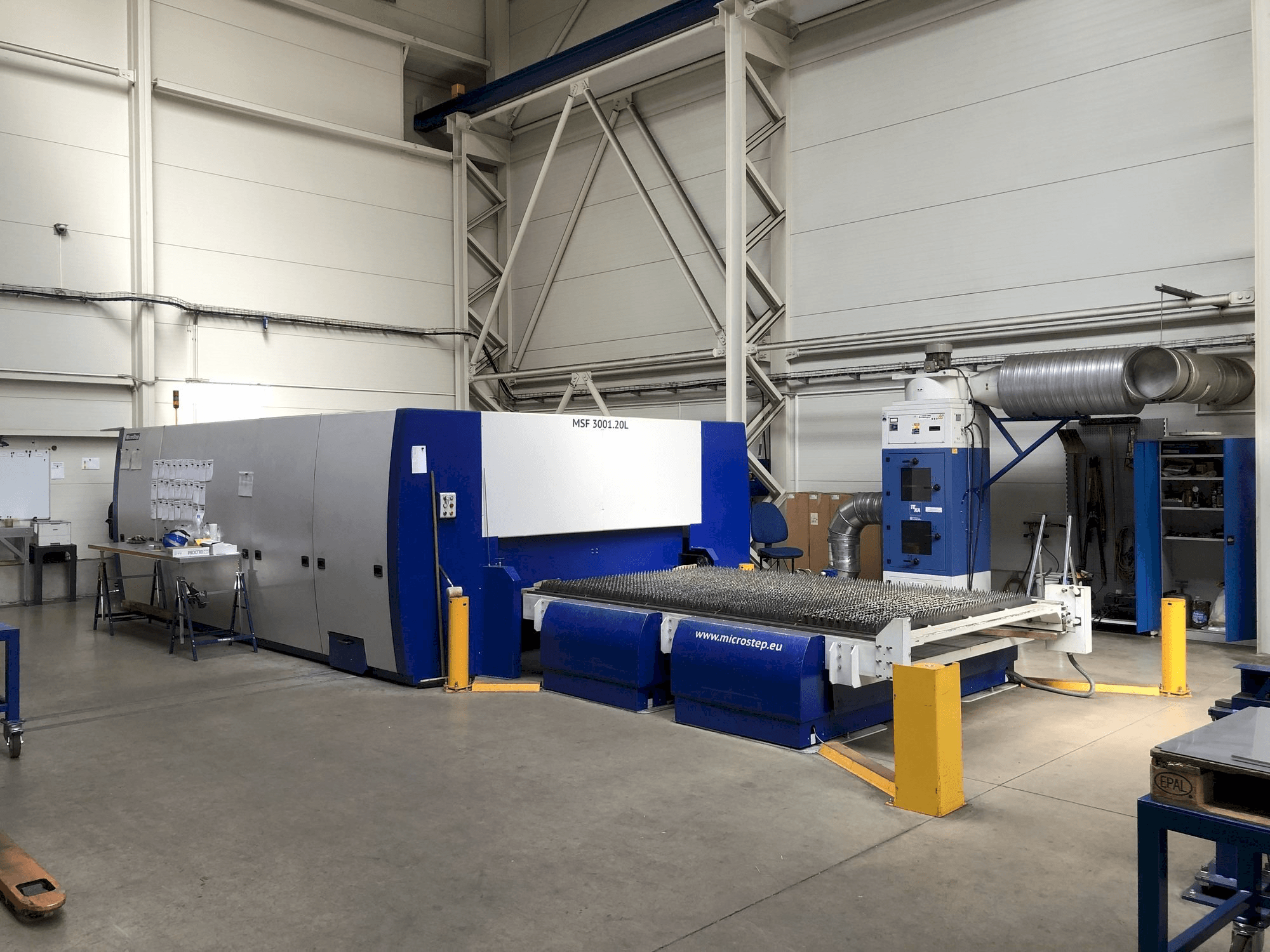 MicroStep MSF 3001.20L Mašinos vaizdas iš kairės pusės