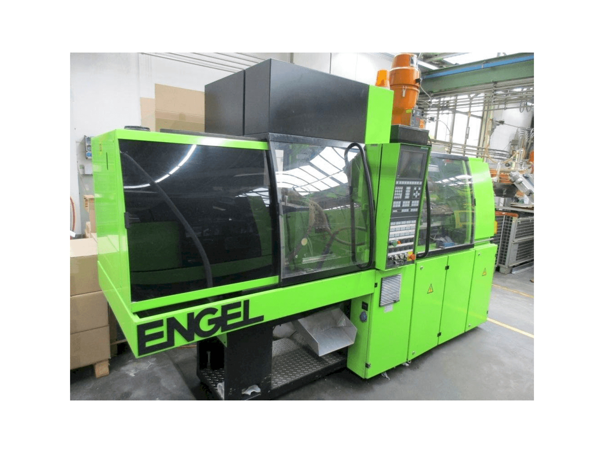ENGEL ES 200-45 Mašinos vaizdas iš priekio