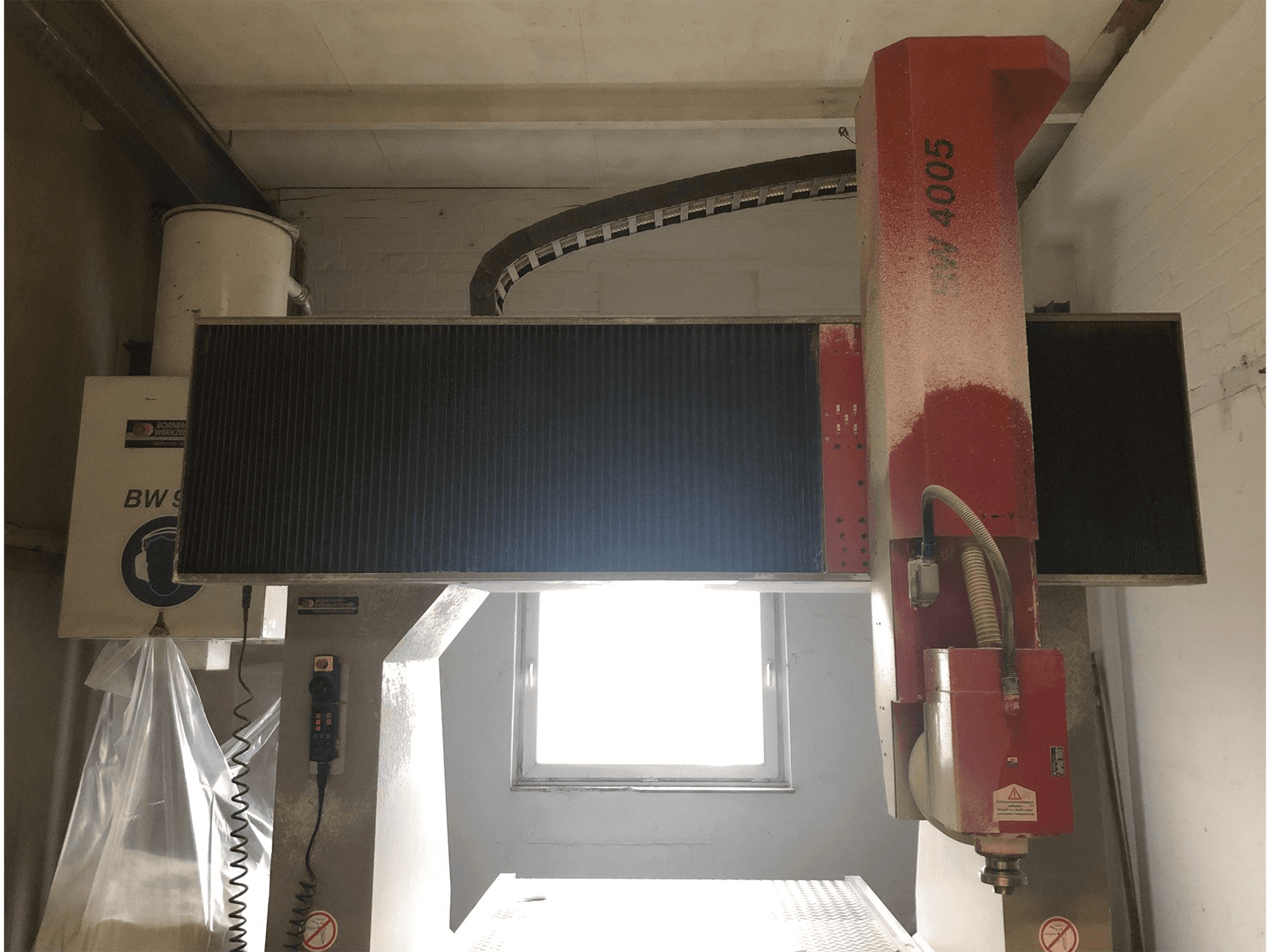 BORNEMANN BW 4005 Mašinos vaizdas iš priekio