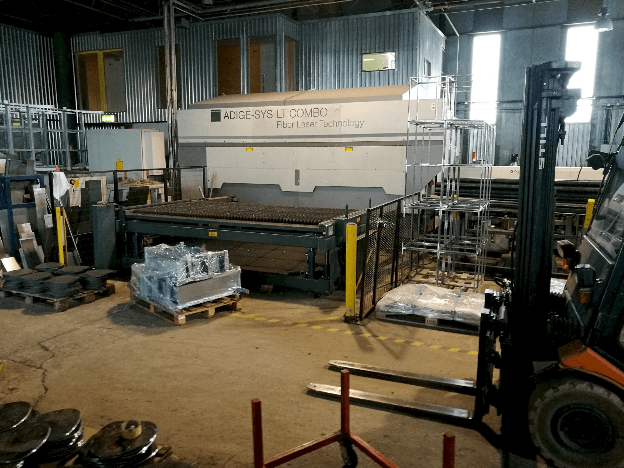 BLM ADIGE LT COMBO Mašinos vaizdas iš priekio