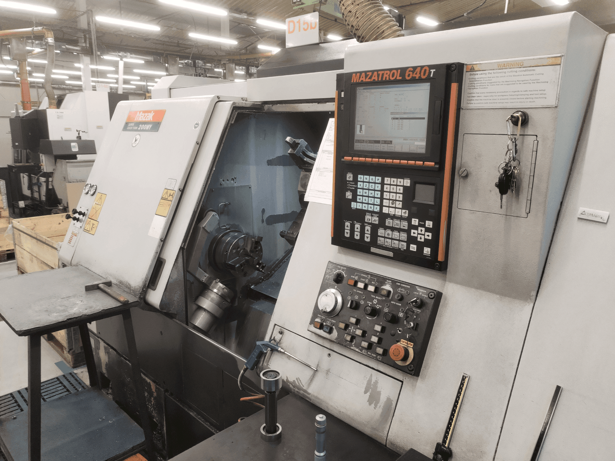 Mazak SQT-200MY Mašinos vaizdas iš priekio