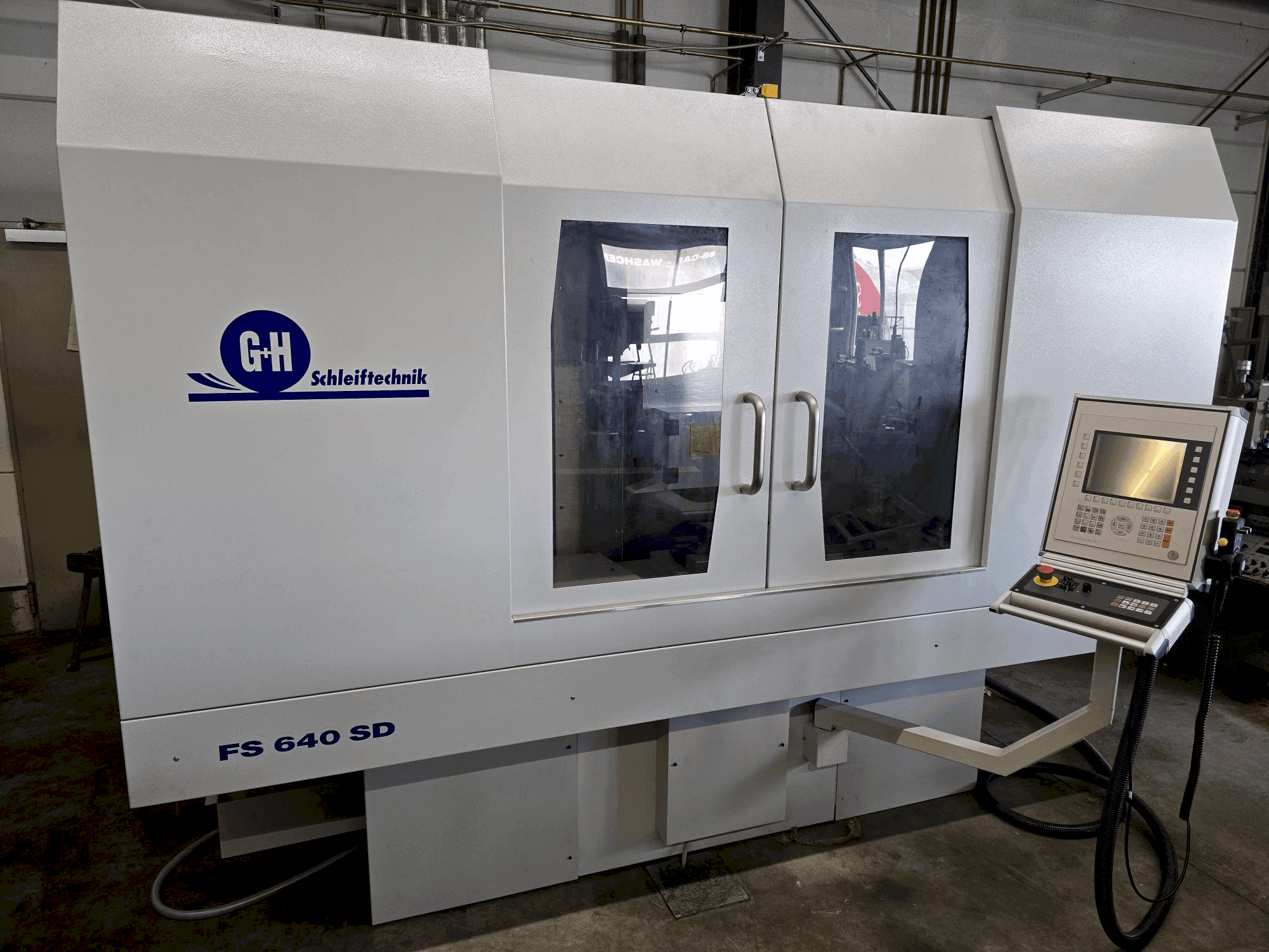 GEIBEL & HOTZ FS 640 SD Mašinos vaizdas iš priekio