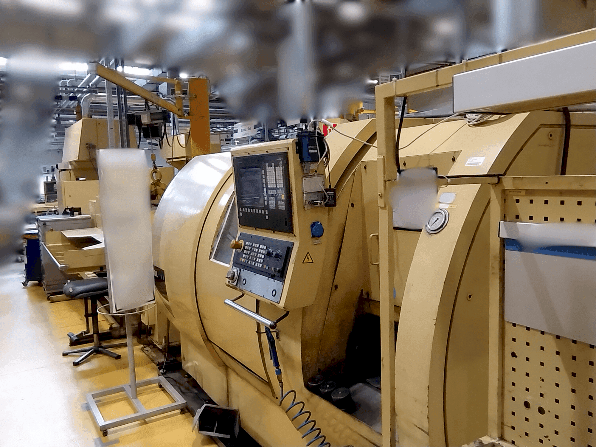 TRENS SBL 500 CNC Mašinos vaizdas iš priekio