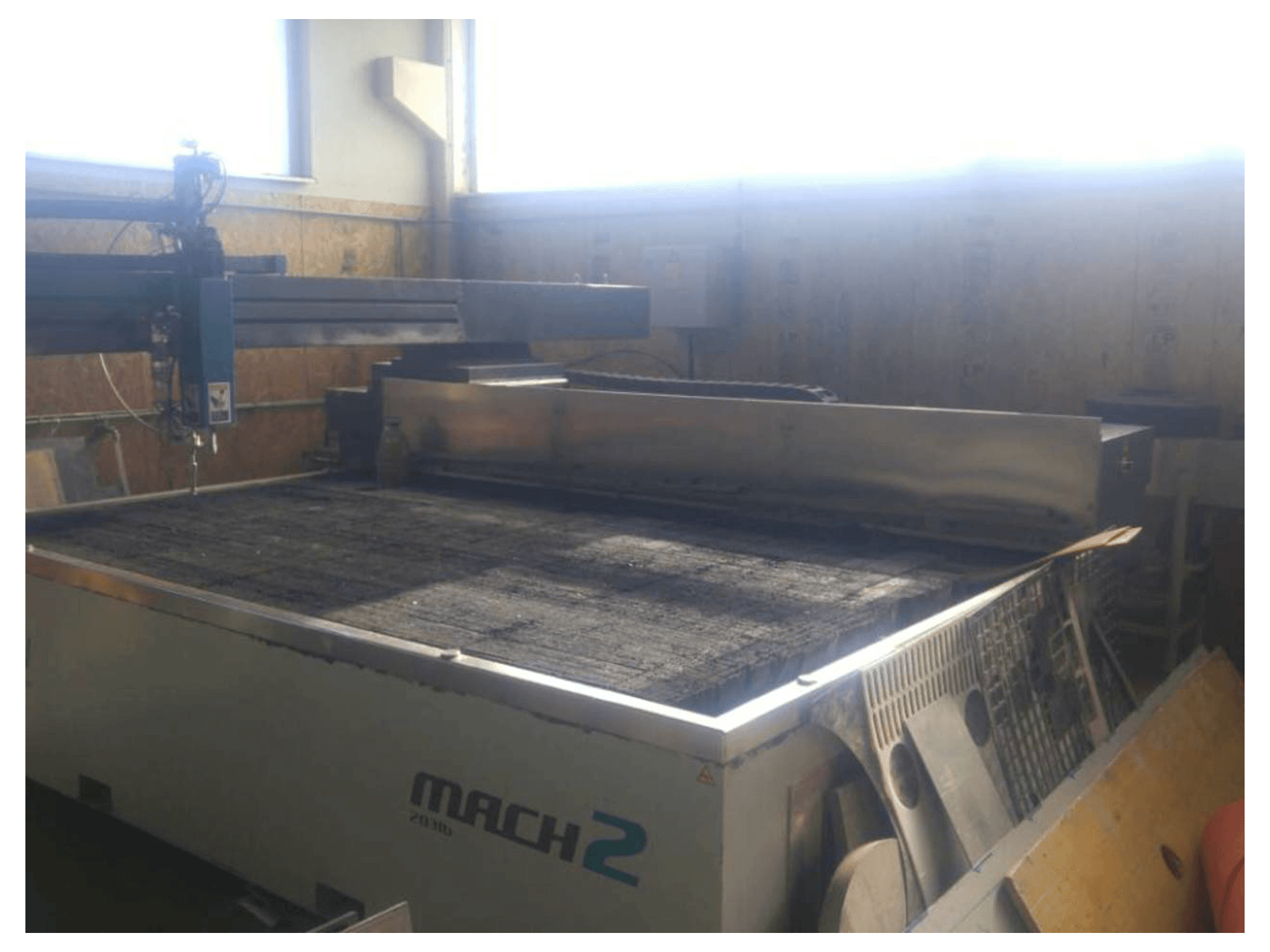 Flow Mach2-3120b Mašinos vaizdas iš priekio