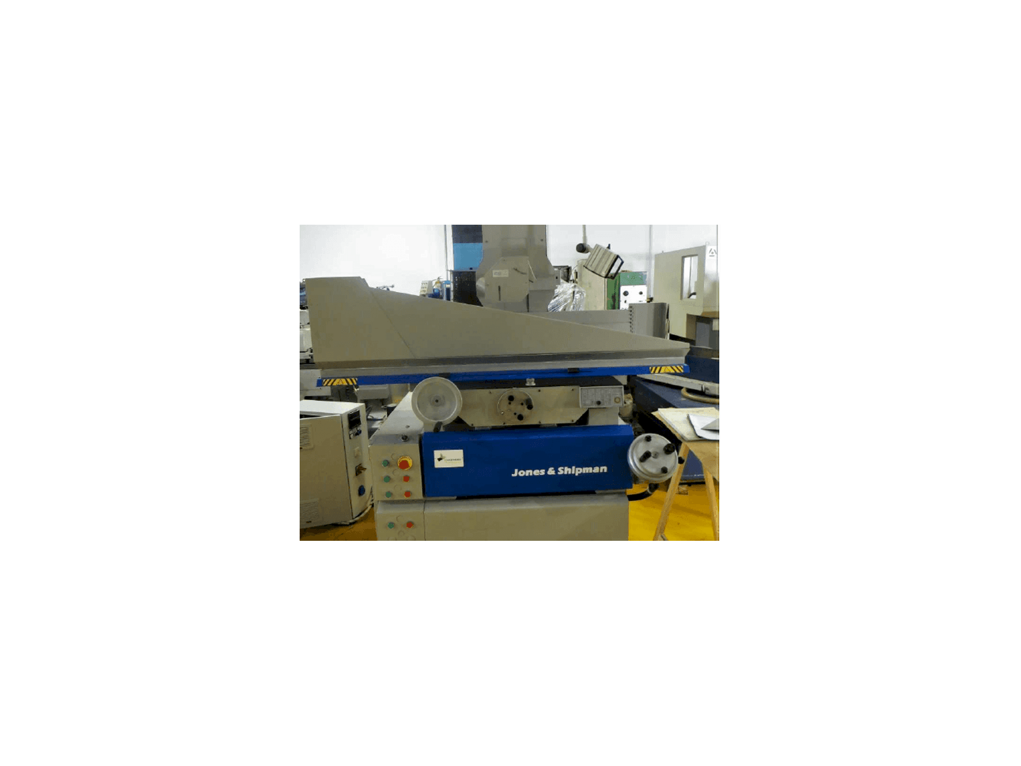 Jones & Shipman 1400 E Mašinos vaizdas iš priekio