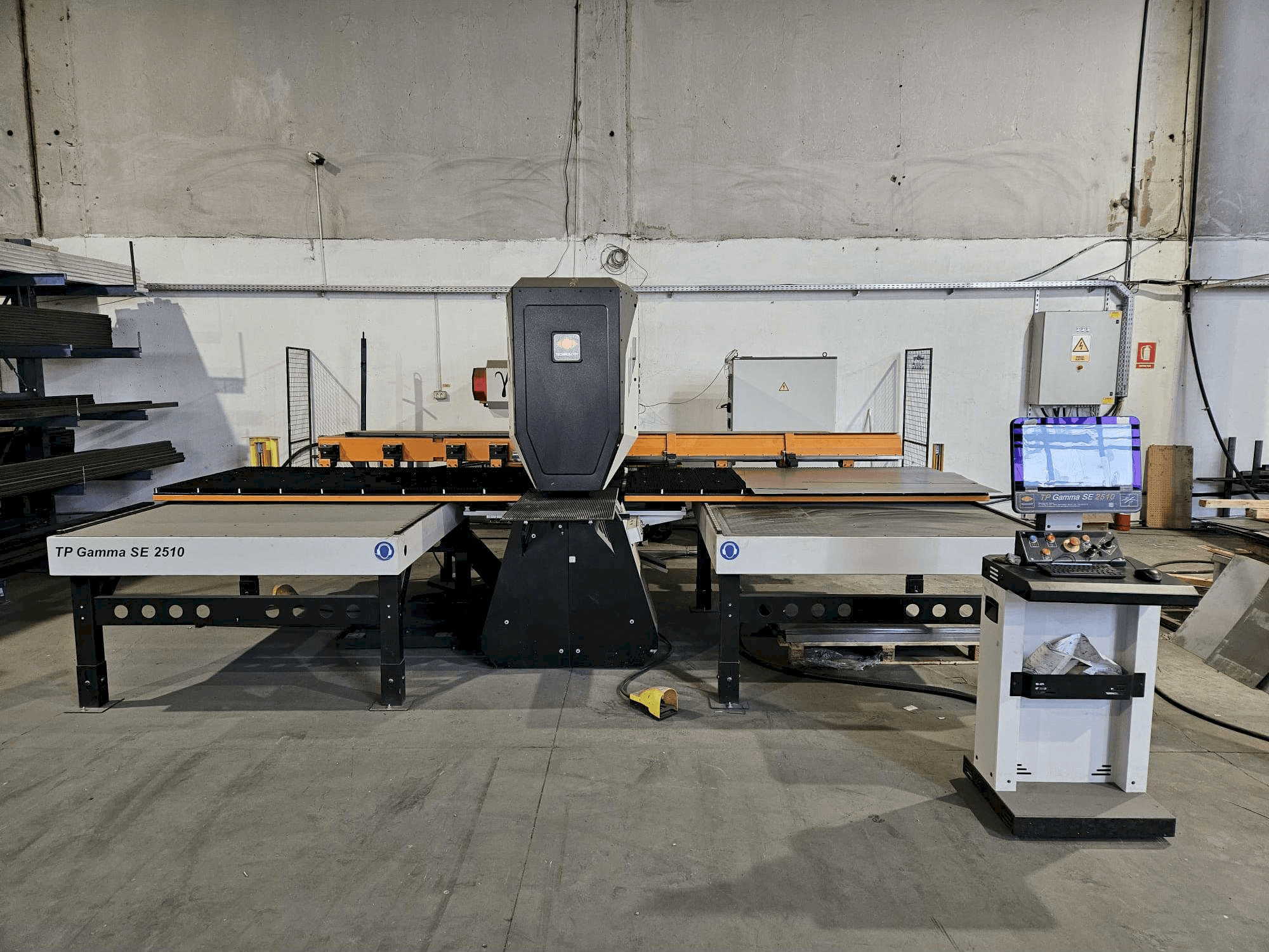 TECNOLOGY Italiana TP GAMMA SE 2510 Mašinos vaizdas iš priekio