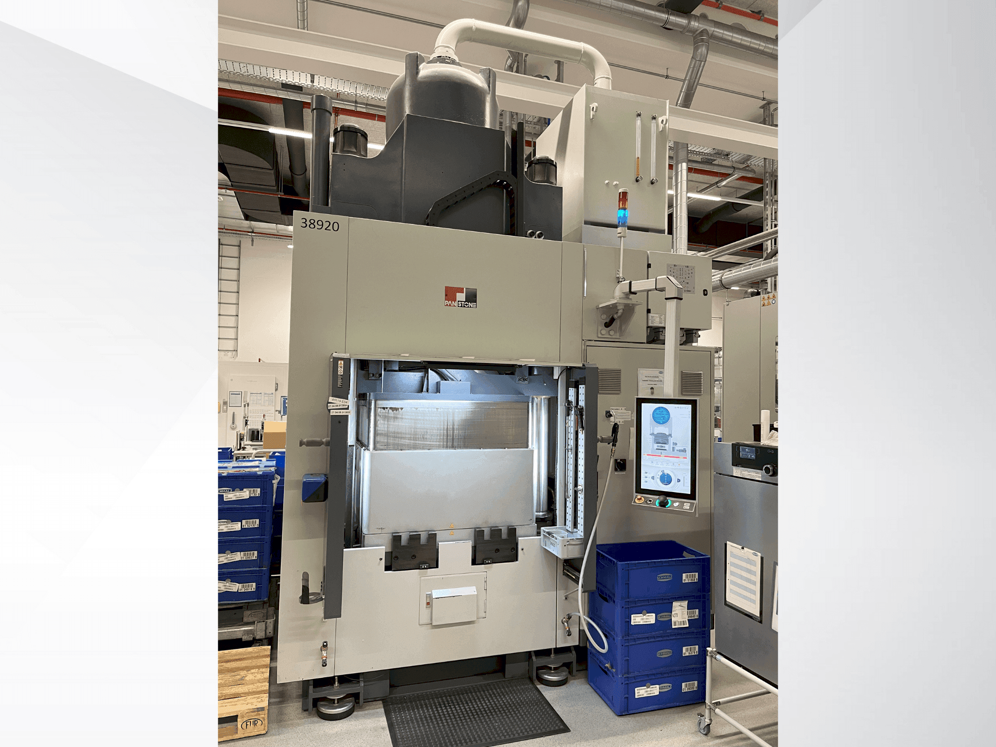 PAN Stone D-V-200-PCD Mašinos vaizdas iš priekio