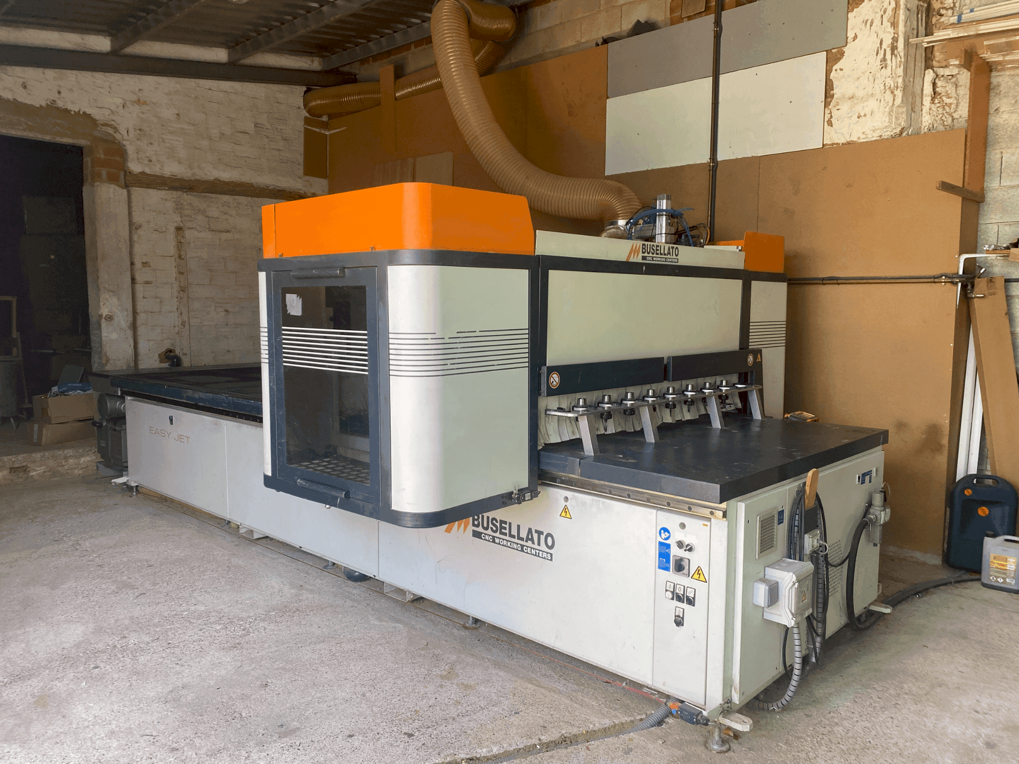 BUSELLATO easyjet 5.12 Mašinos vaizdas iš priekio