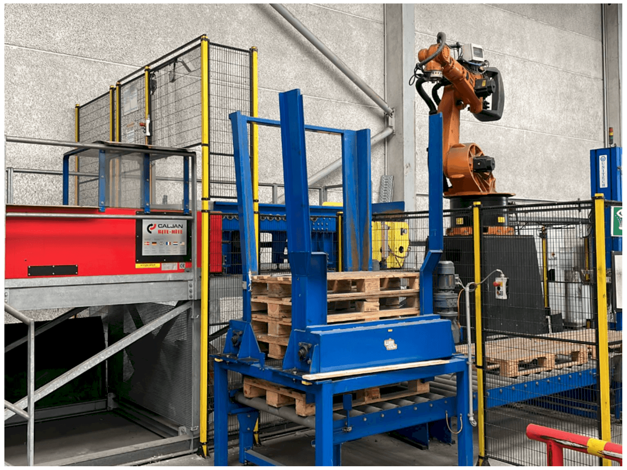 KUKA 600260060 Mašinos vaizdas iš priekio