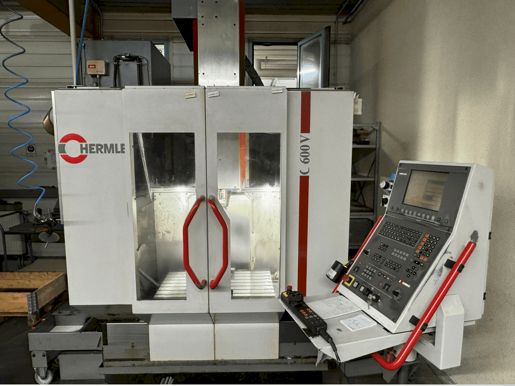 HERMLE C600 Mašinos vaizdas iš priekio