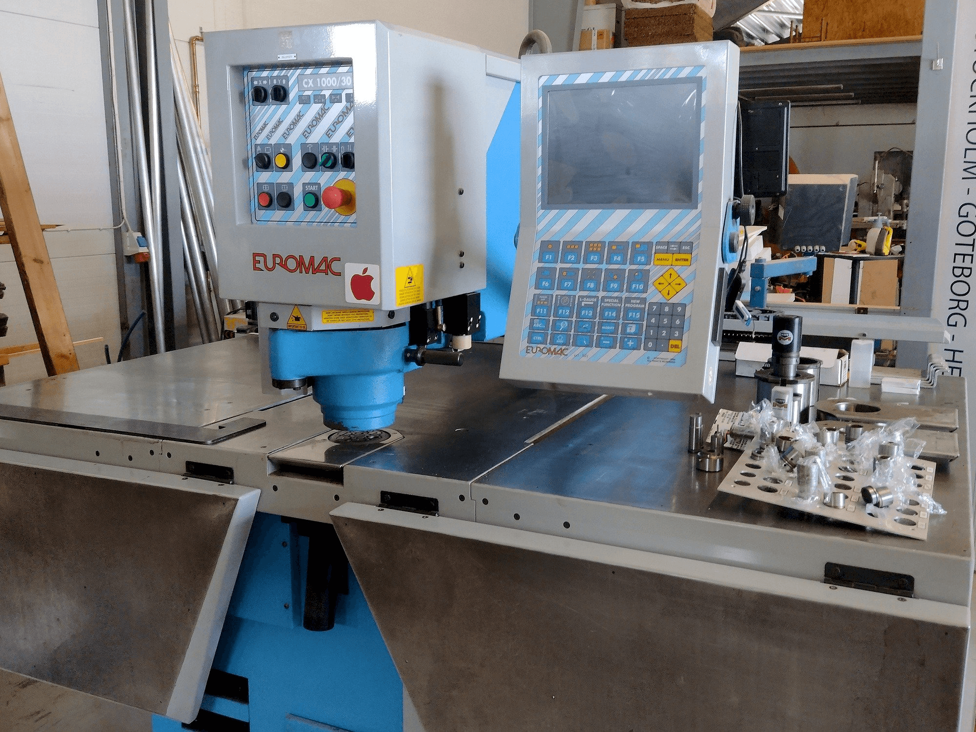 Euromac CX 1000/30 Mašinos vaizdas iš priekio
