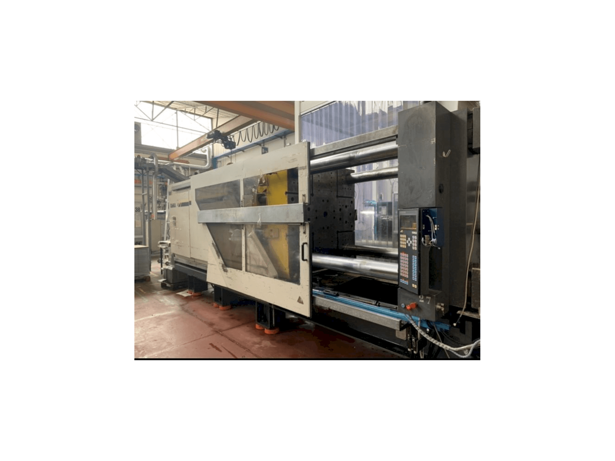 OiMA STRATOS 8500/900 S Mašinos vaizdas iš priekio