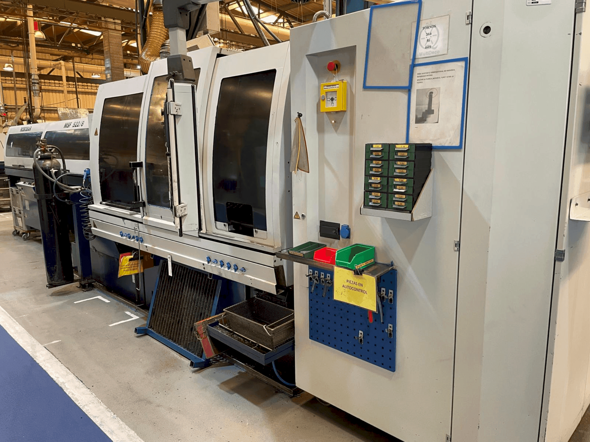 TORNOS MultiDeco 20-8b Mašinos vaizdas iš priekio