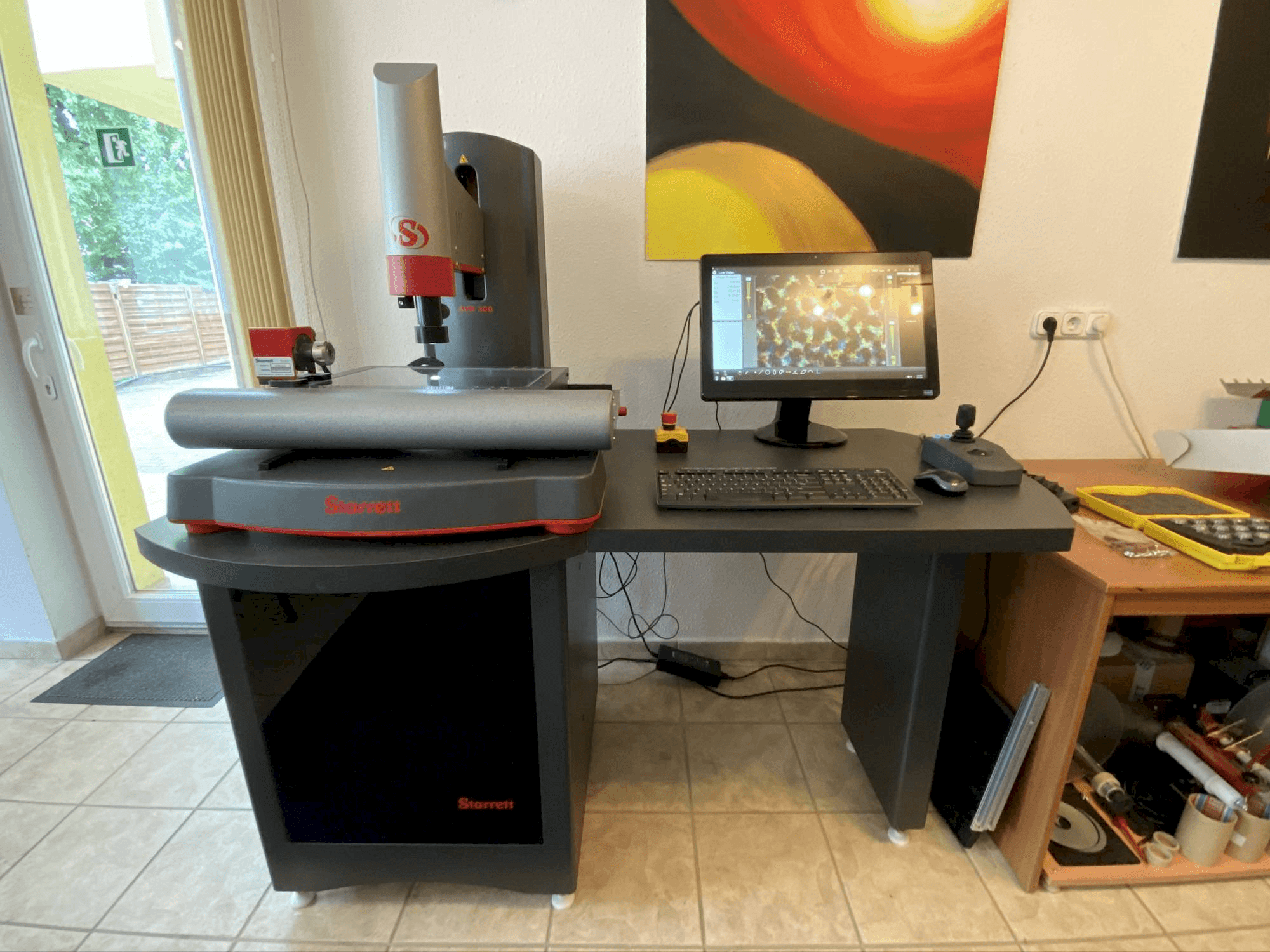 Starrett AVR 300 Mašinos vaizdas iš priekio