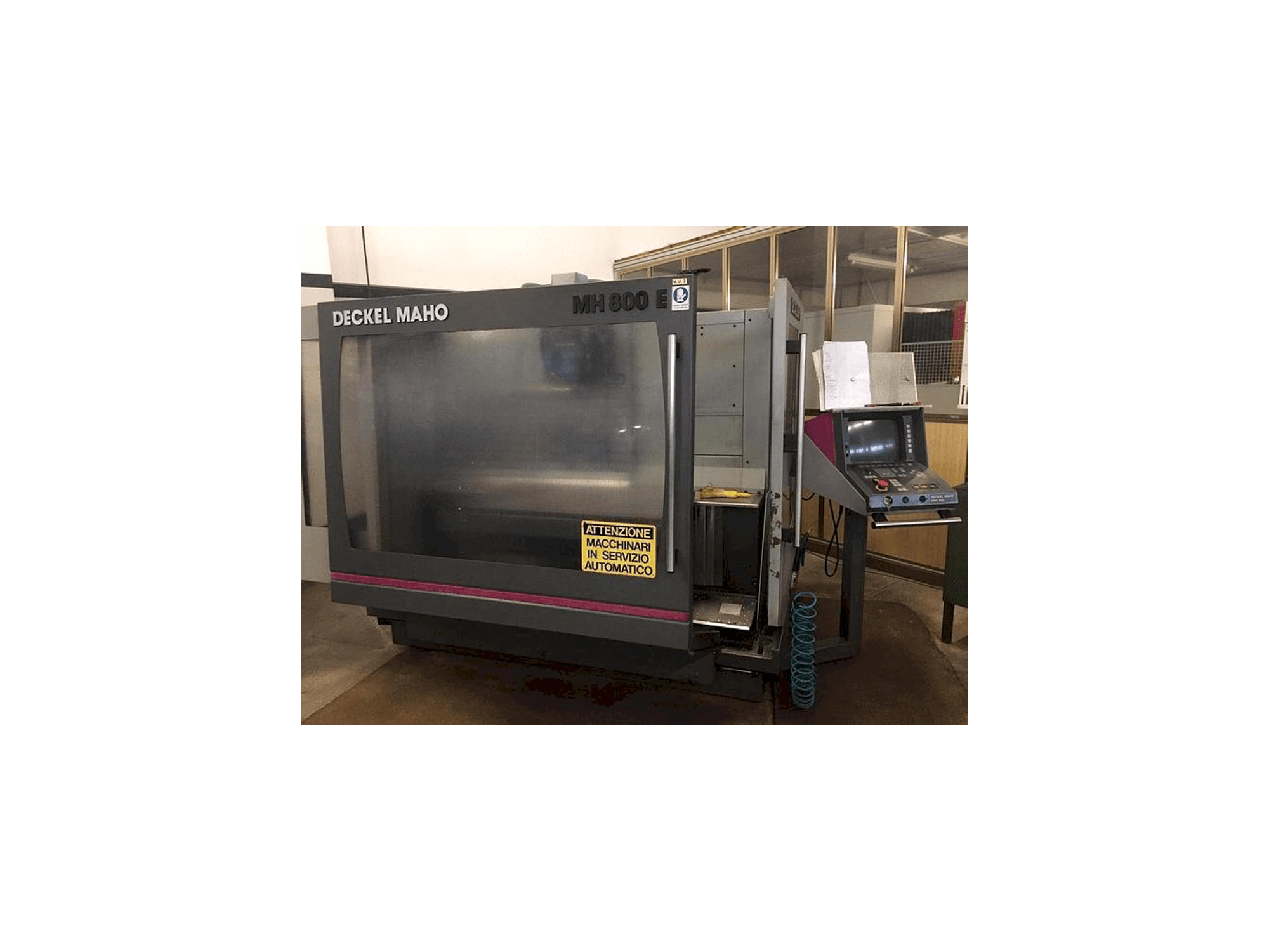 DECKEL MAHO MH800E Mašinos vaizdas iš priekio