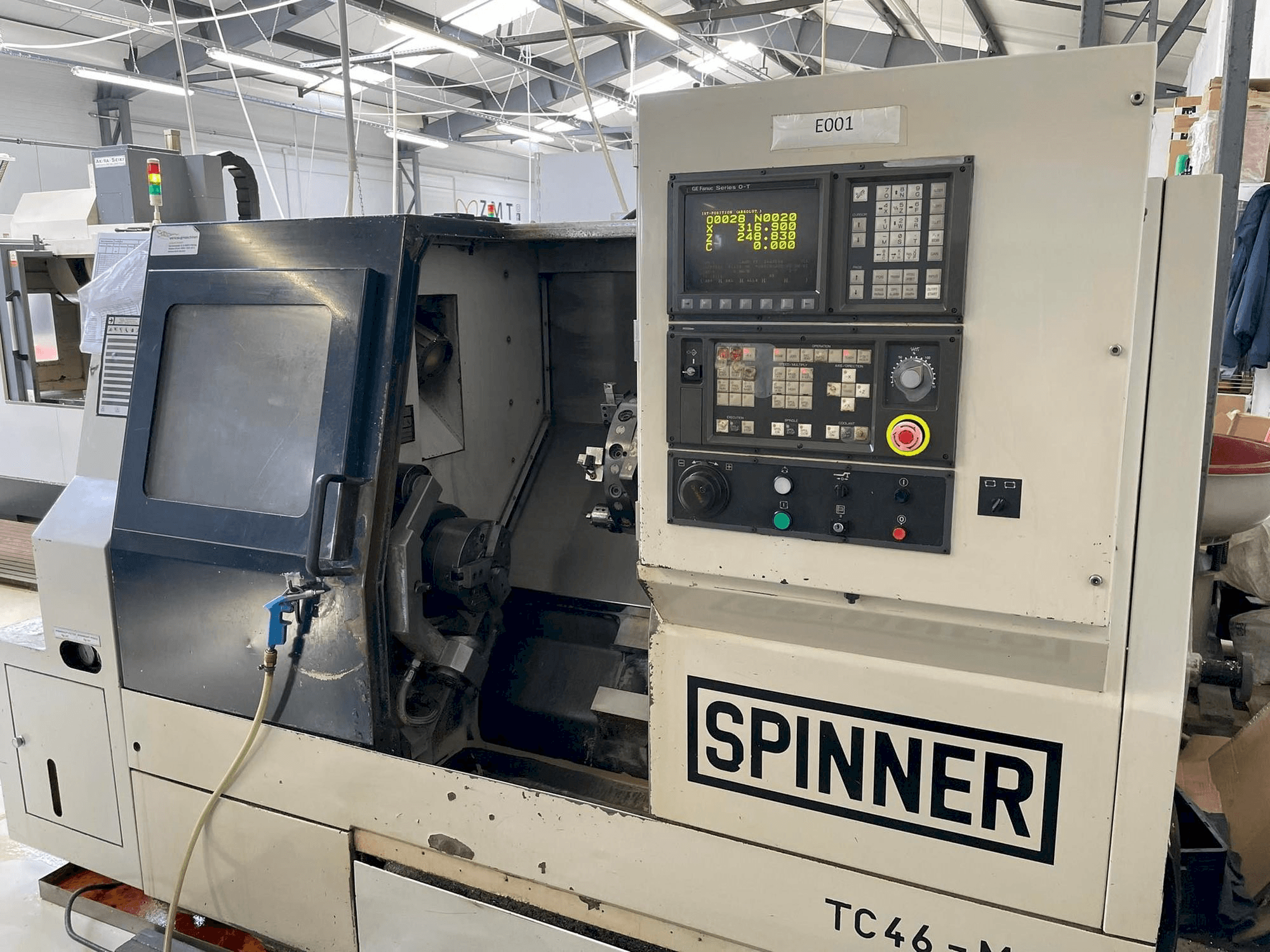 SPINNER TC46 MC Mašinos vaizdas iš priekio