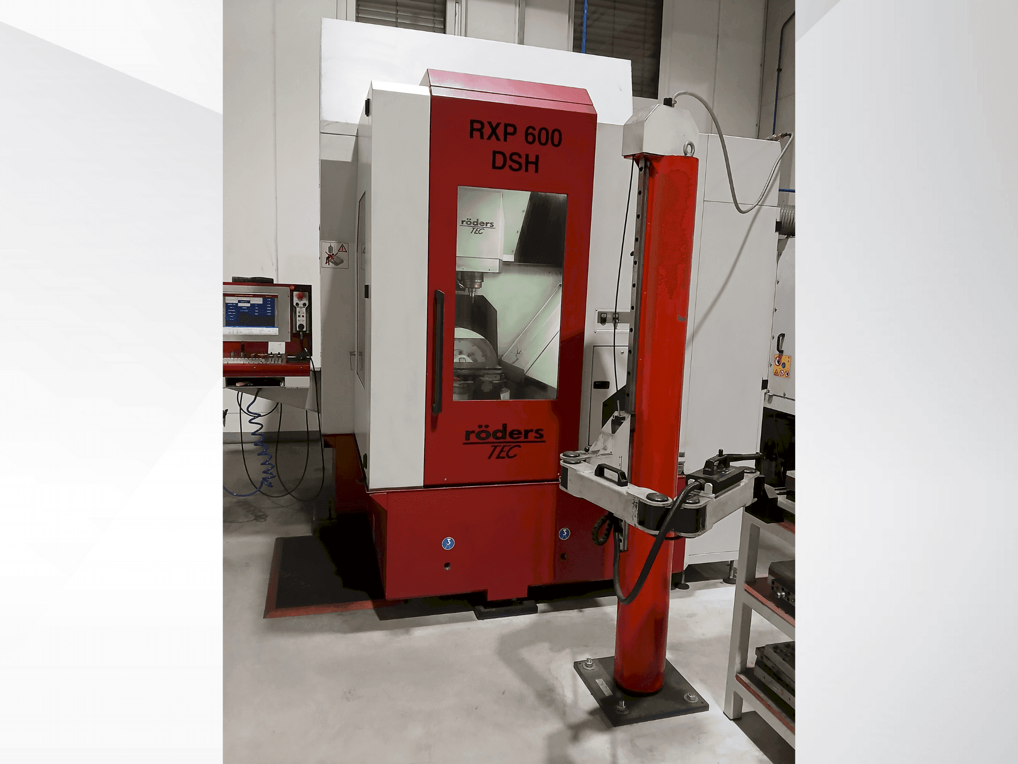 Röders TEC RXP 600 DSH Mašinos vaizdas iš priekio