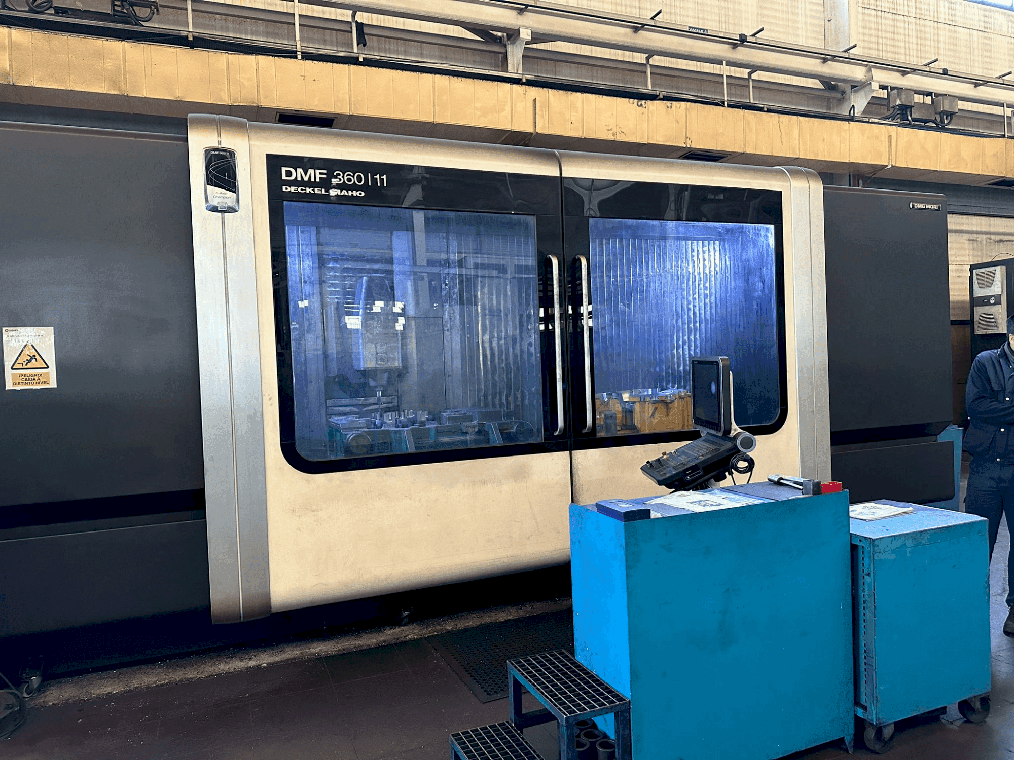 DMG MORI DMF 360-11 Mašinos vaizdas iš priekio