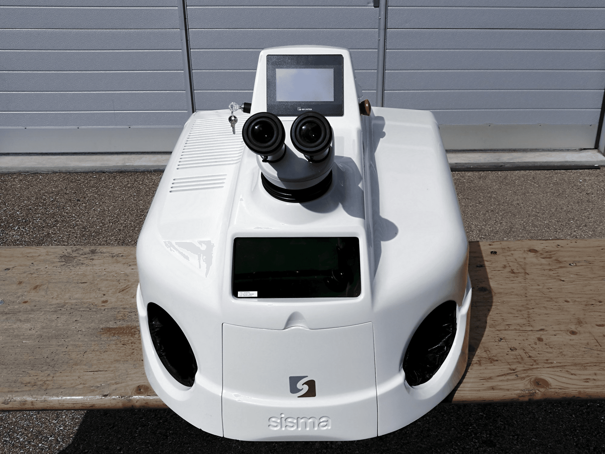 Sisma LM-D 100 Mašinos vaizdas iš priekio