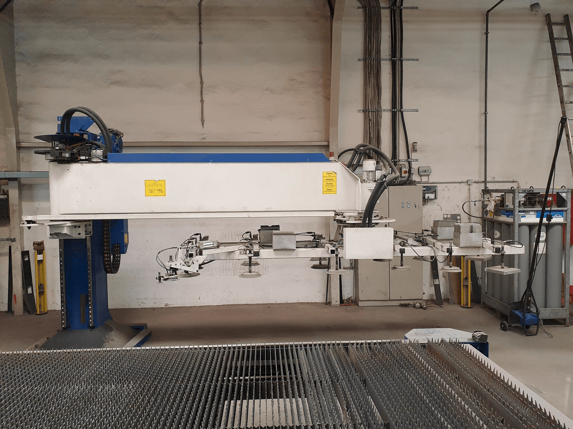 Trumpf TRUMATIC L 4050 Mašinos vaizdas iš priekio