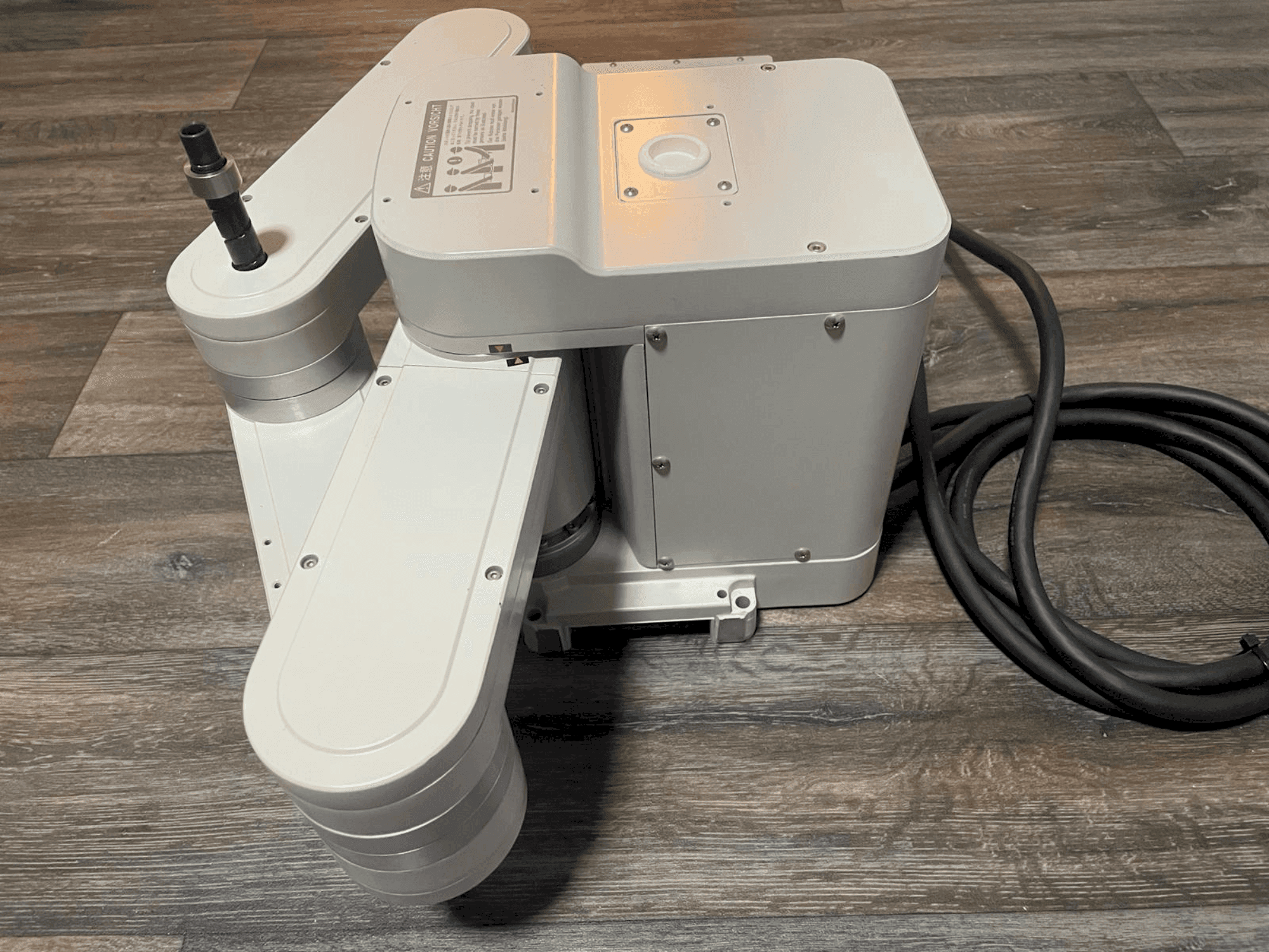 Mitsubishi Electric PR-5AH Mašinos vaizdas iš priekio