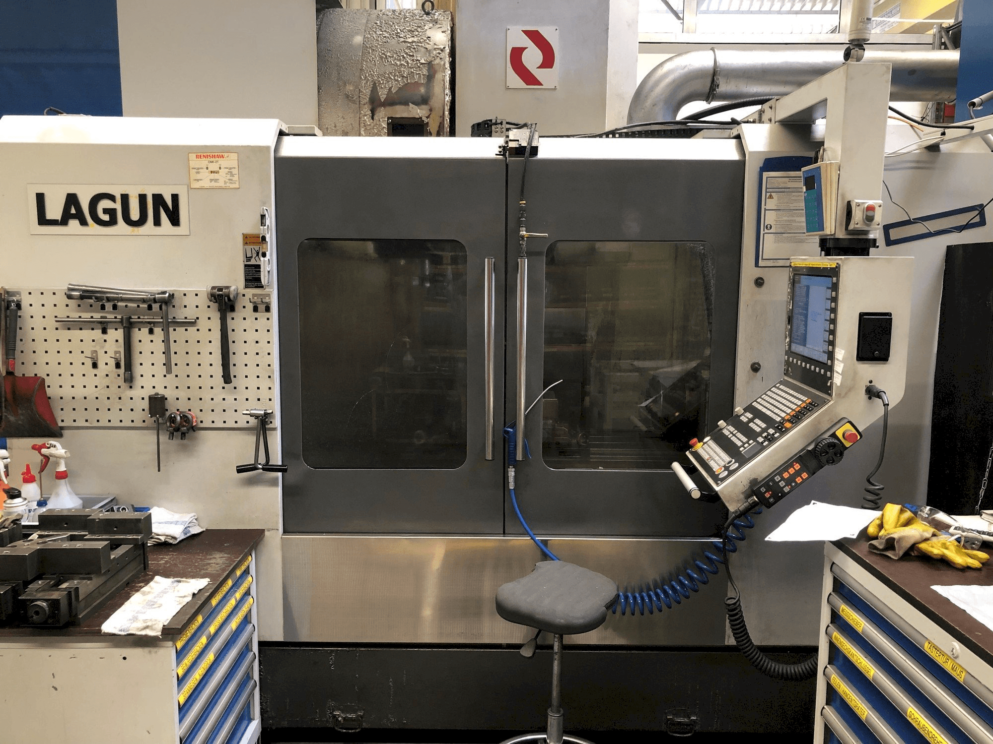 LAGUN L1400 Mašinos vaizdas iš priekio