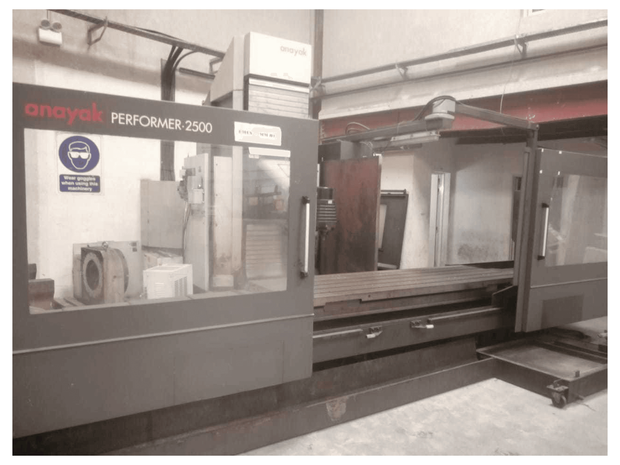 ANAYAK PERFORMER-2500 Mašinos vaizdas iš priekio