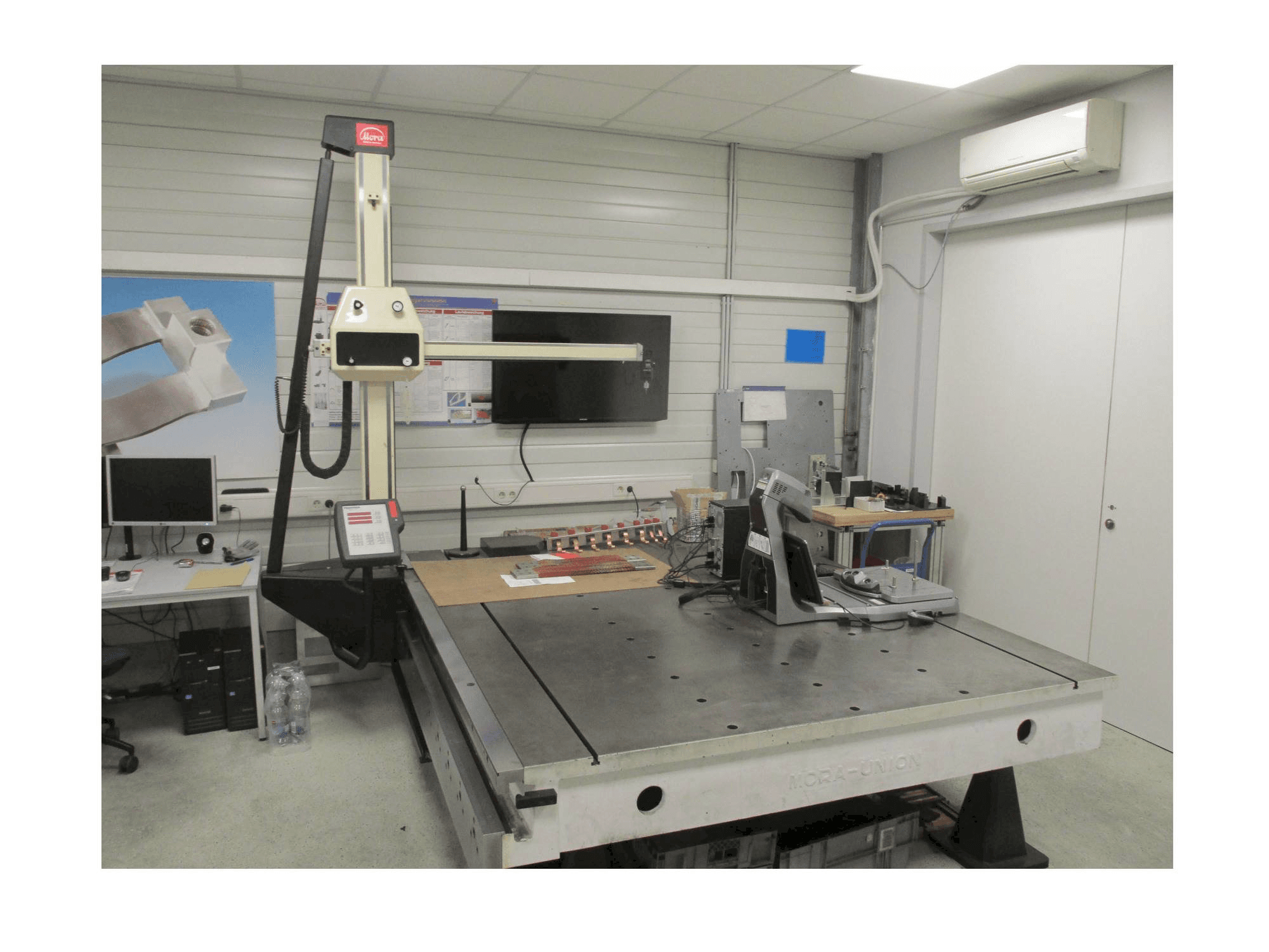 Mora Console Version Assistant Mašinos vaizdas iš priekio