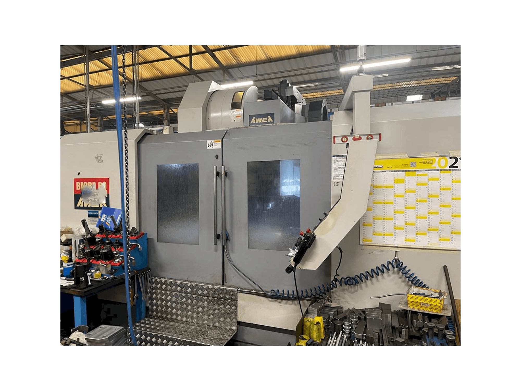 AWEA BM-1600 Mašinos vaizdas iš priekio