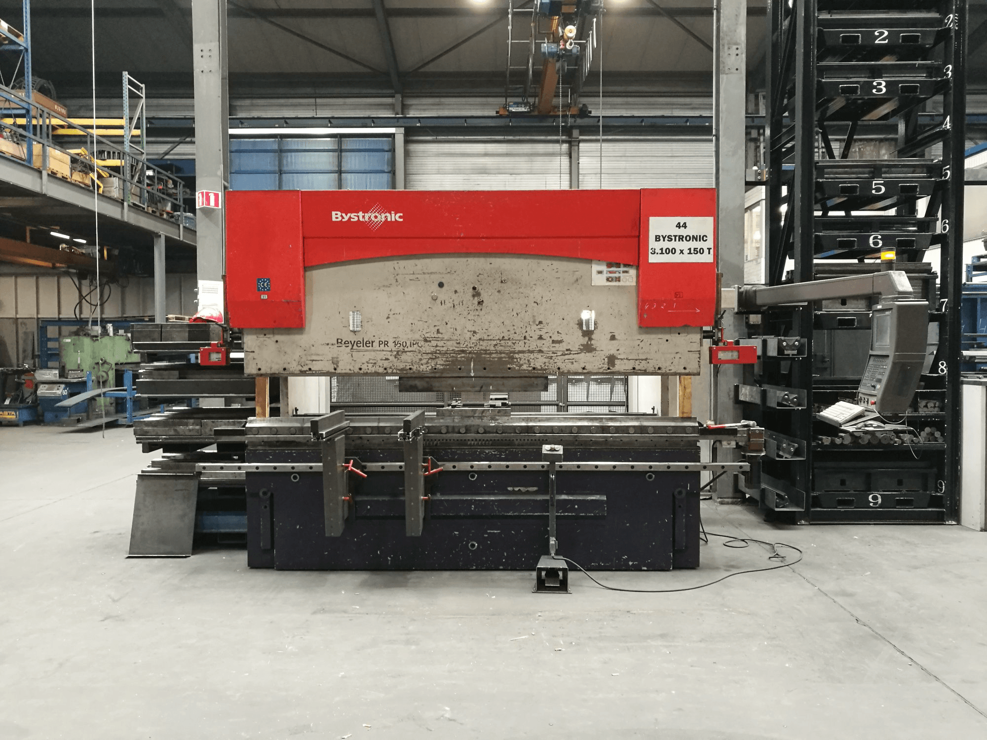 Bystronic PR 1500 X 3100 Mašinos vaizdas iš priekio