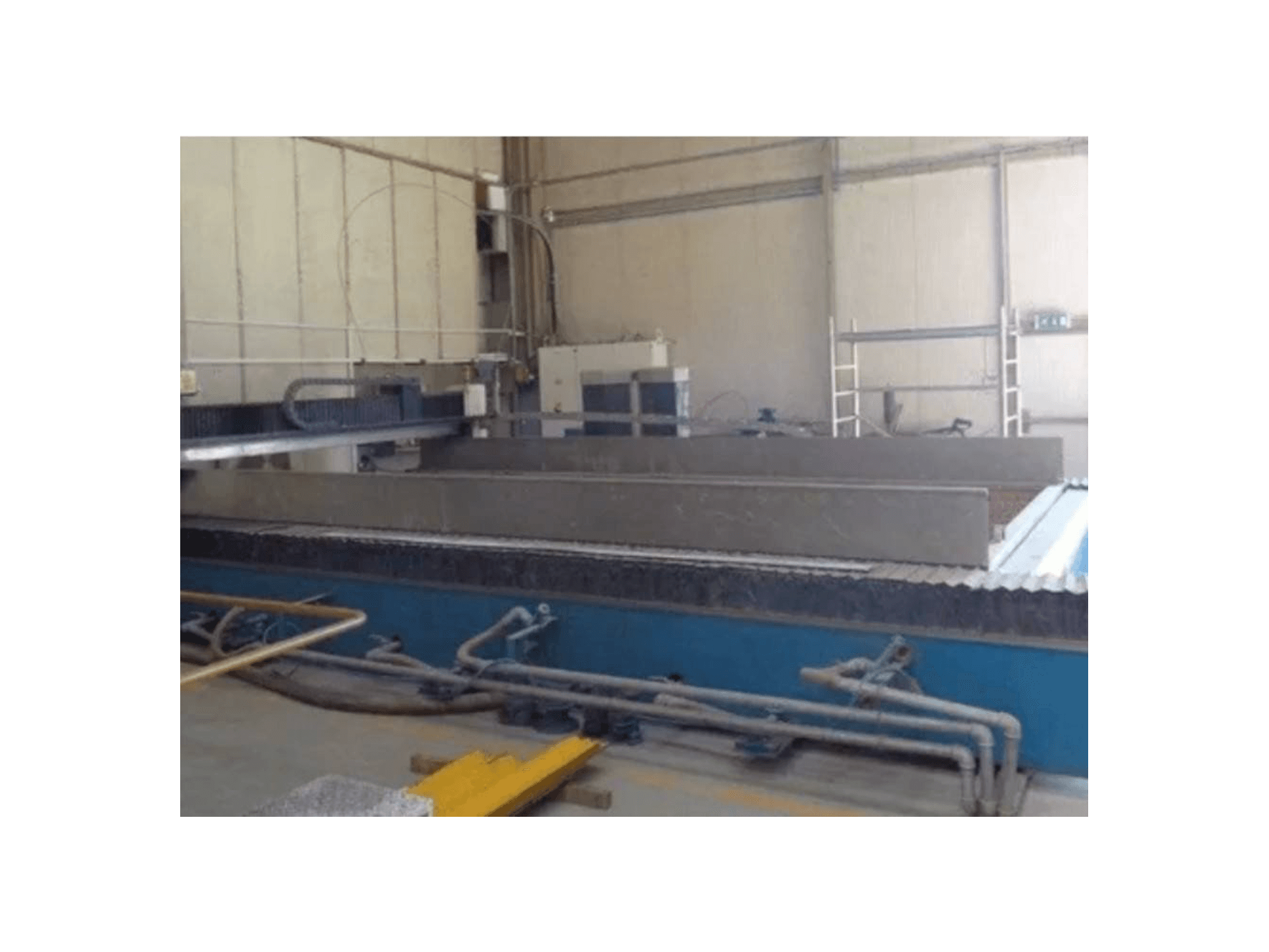 YC Industry YCWJ-3742-L3060 Mašinos vaizdas iš priekio