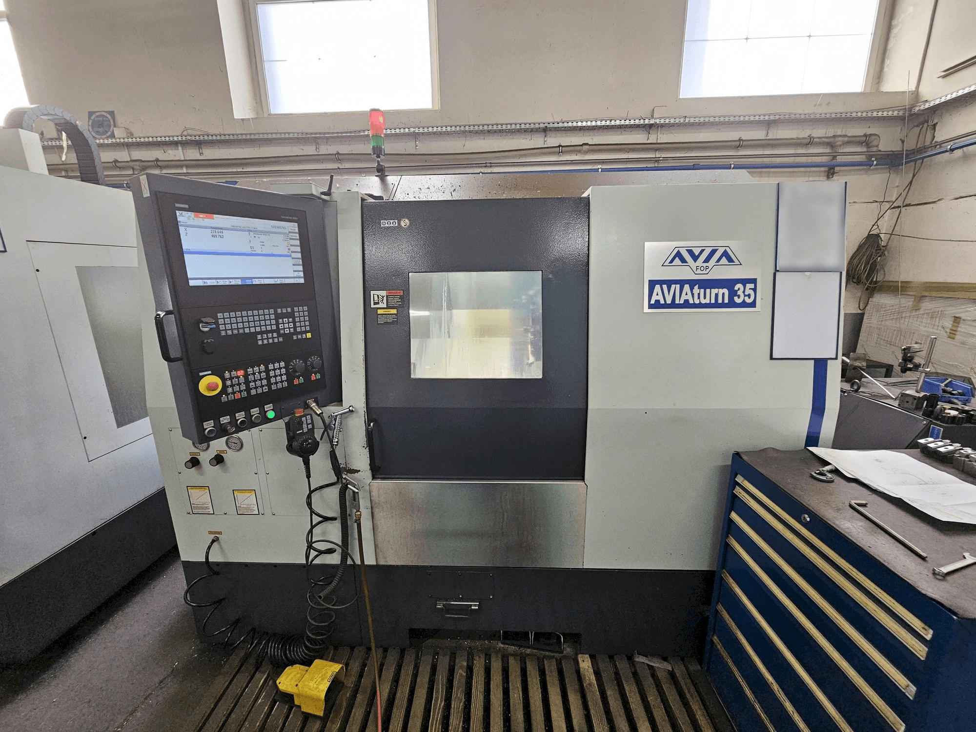 Avia AVIAturn 35 Mašinos vaizdas iš priekio