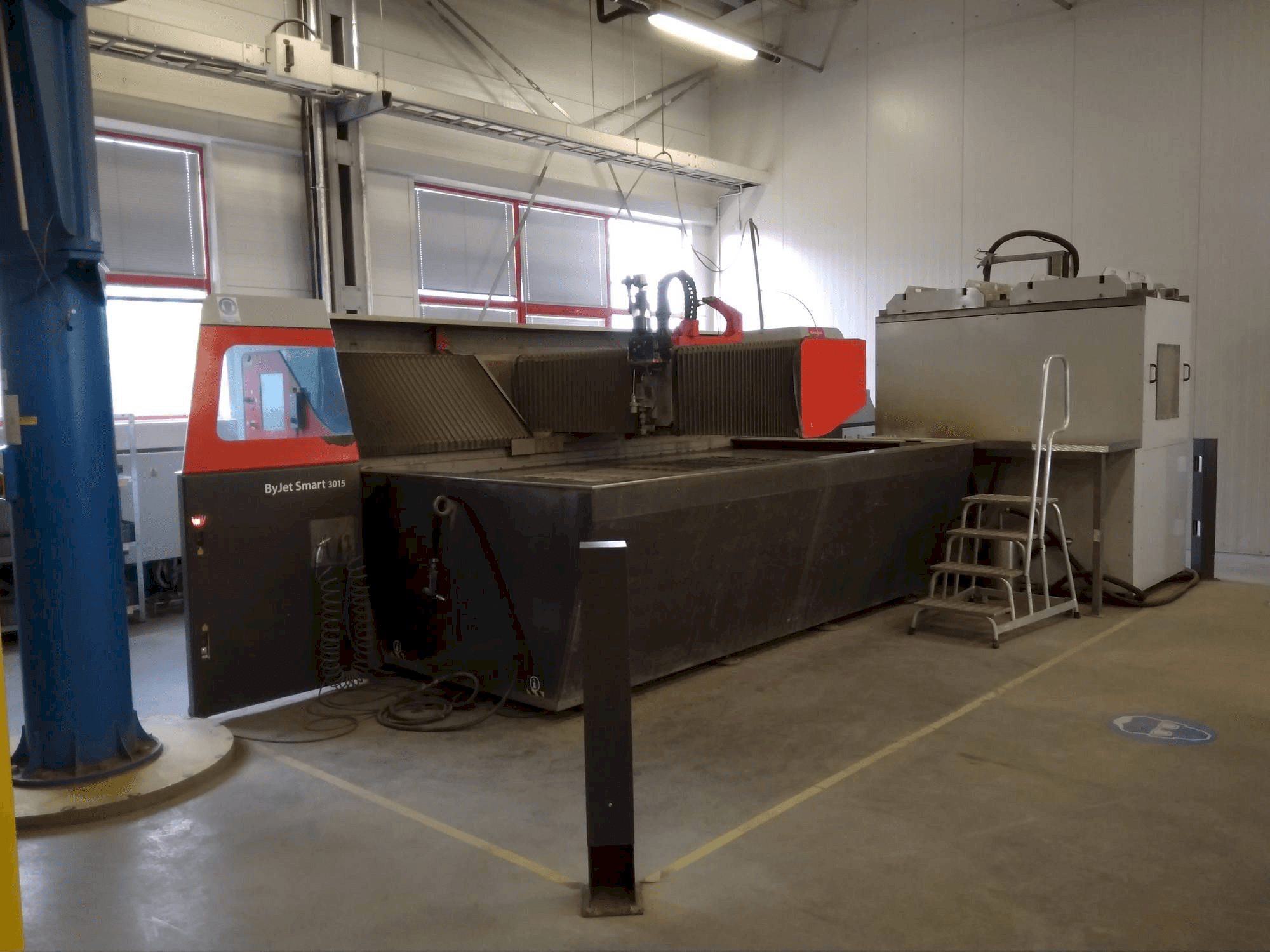 Bystronic ByJet Smart 3015 Mašinos vaizdas iš priekio