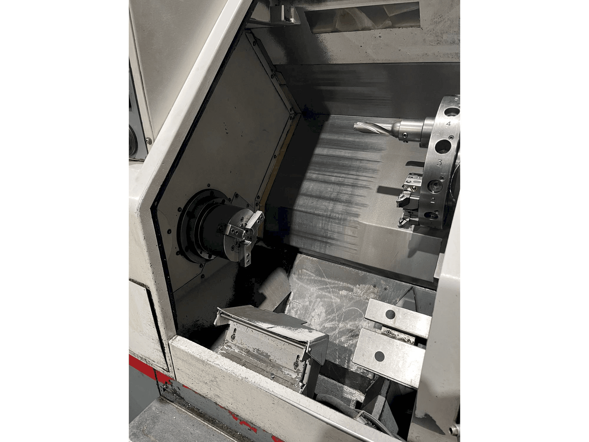 Cincinnati Hawk TC150 Mašinos darbo patalpa