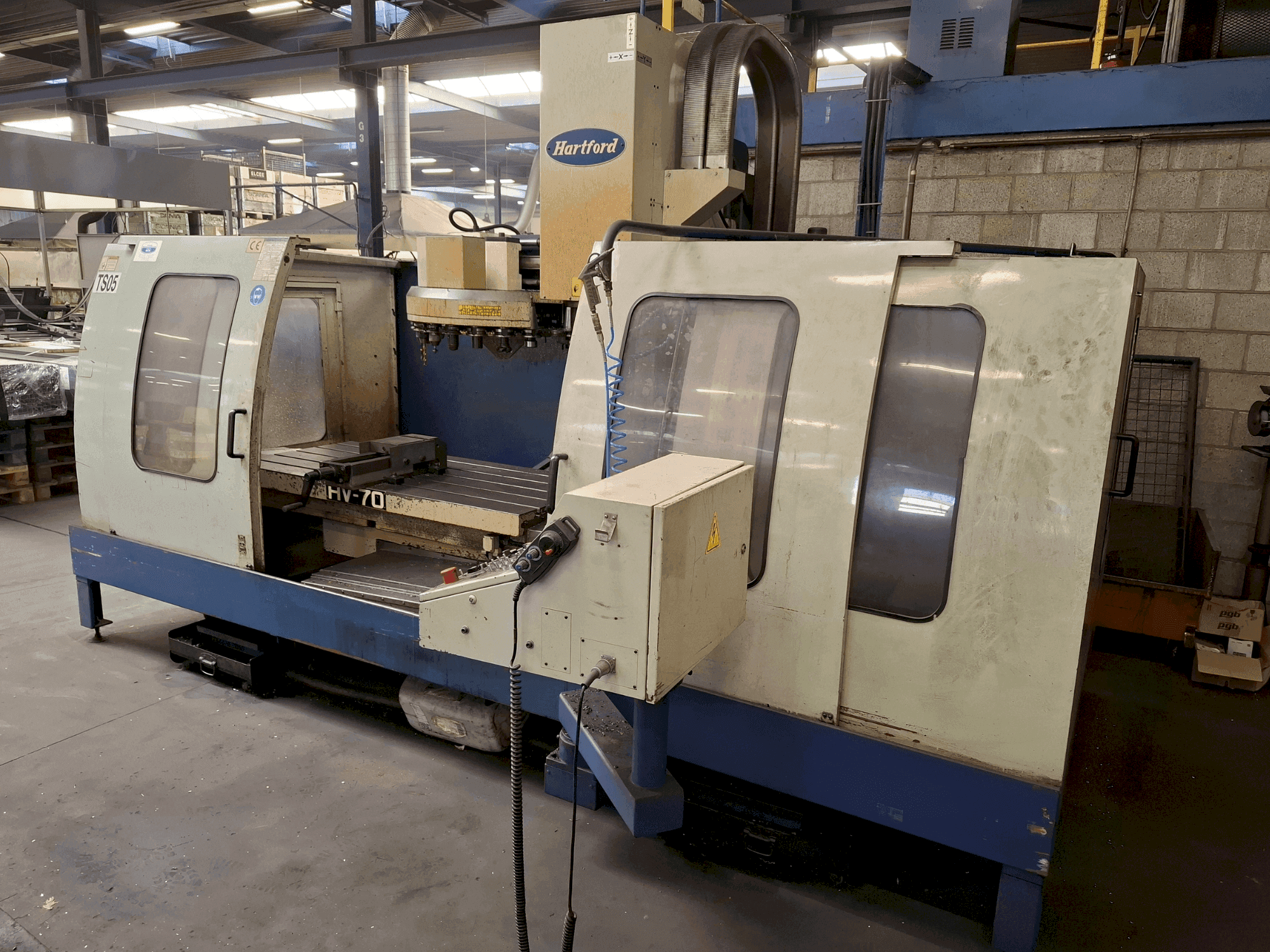 HARTFORD HV-70S Mašinos vaizdas iš priekio