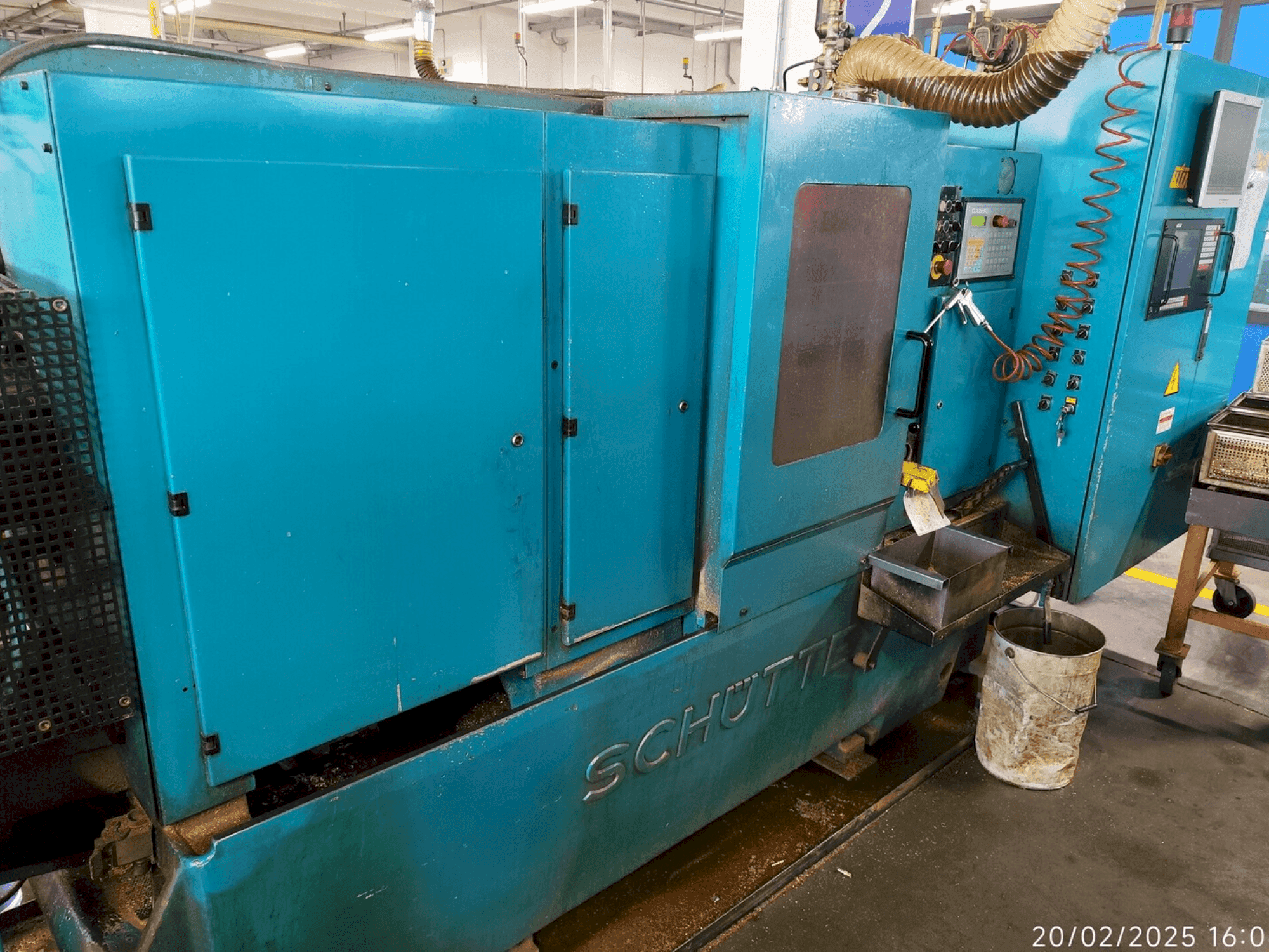 Schütte SE16 Mašinos vaizdas iš priekio