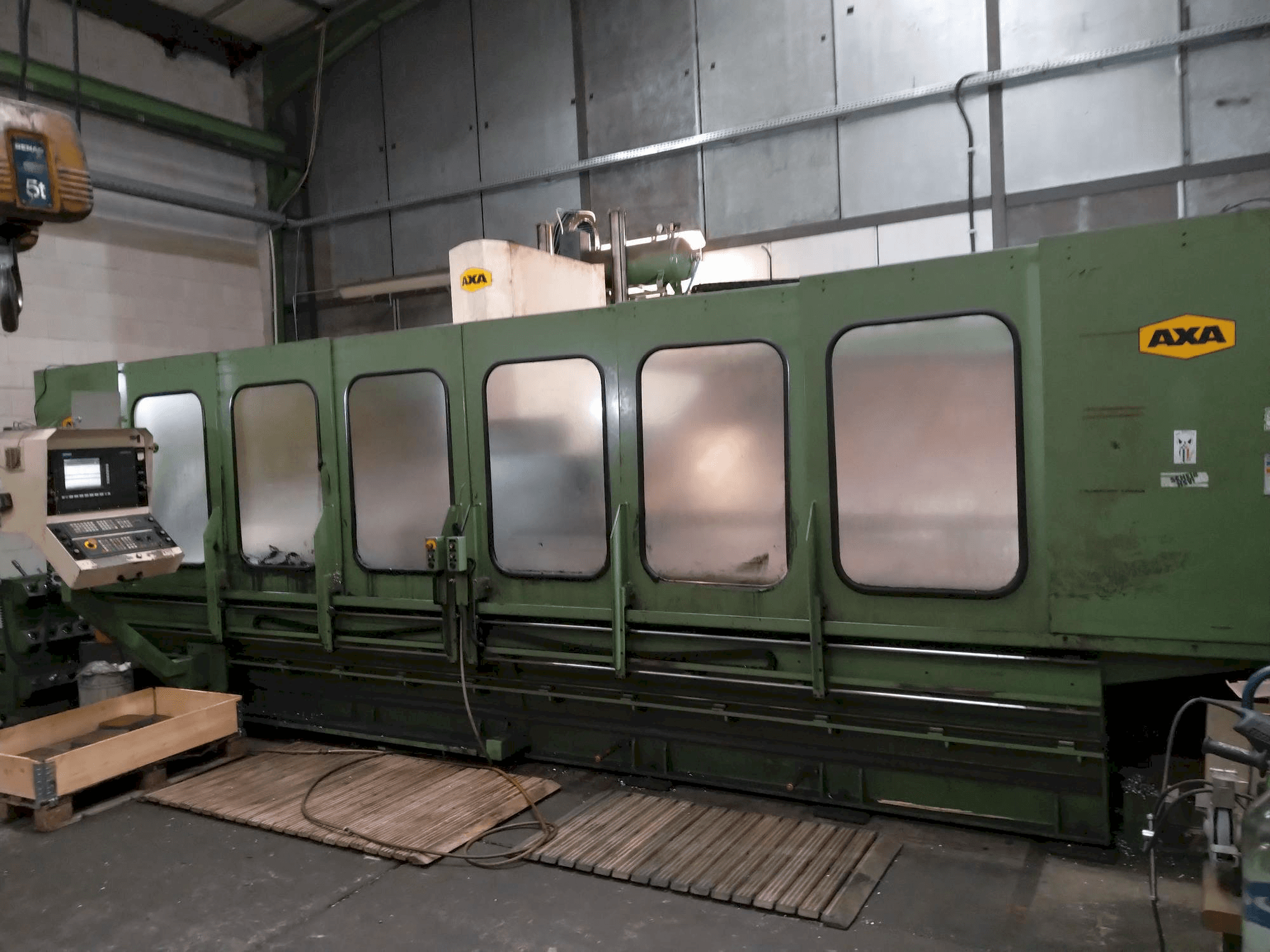 AXA VSC 5000-m Mašinos vaizdas iš priekio