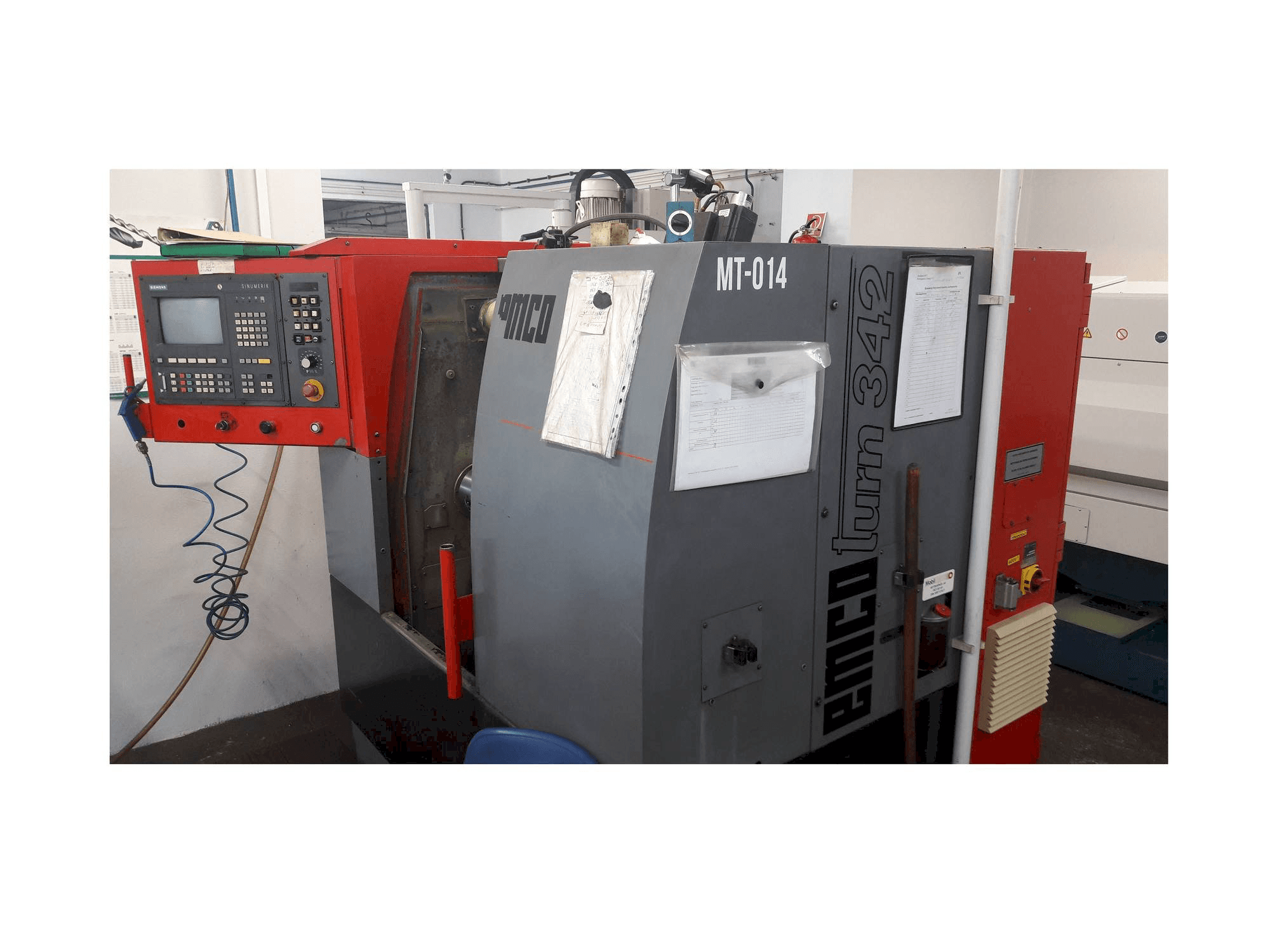 EMCO EMCOTURN 342 Mašinos vaizdas iš priekio