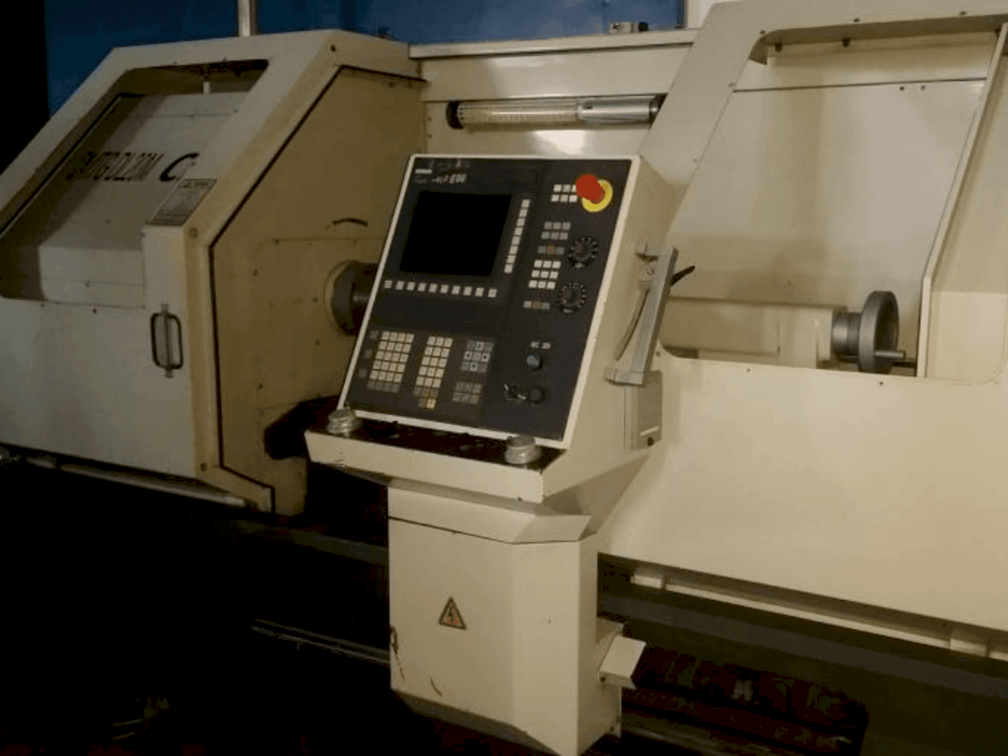 Optimum L410 Mašinos vaizdas iš priekio
