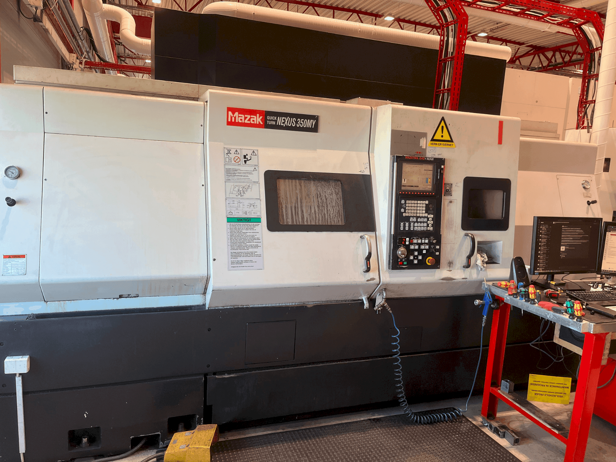 Mazak QT Nexus 350 MY Mašinos vaizdas iš priekio