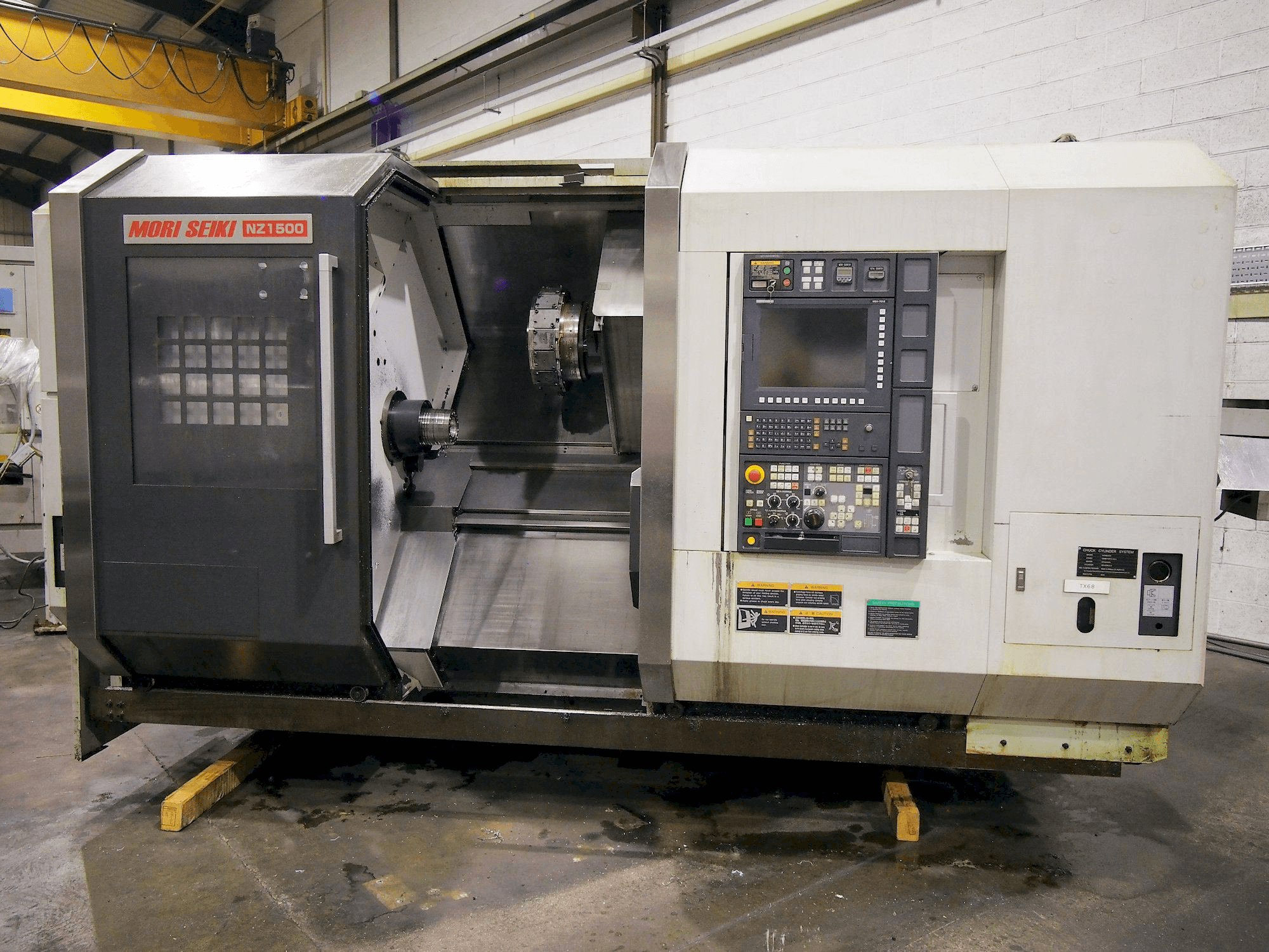 MORI SEIKI NZ 1500 T2Y Mašinos vaizdas iš priekio