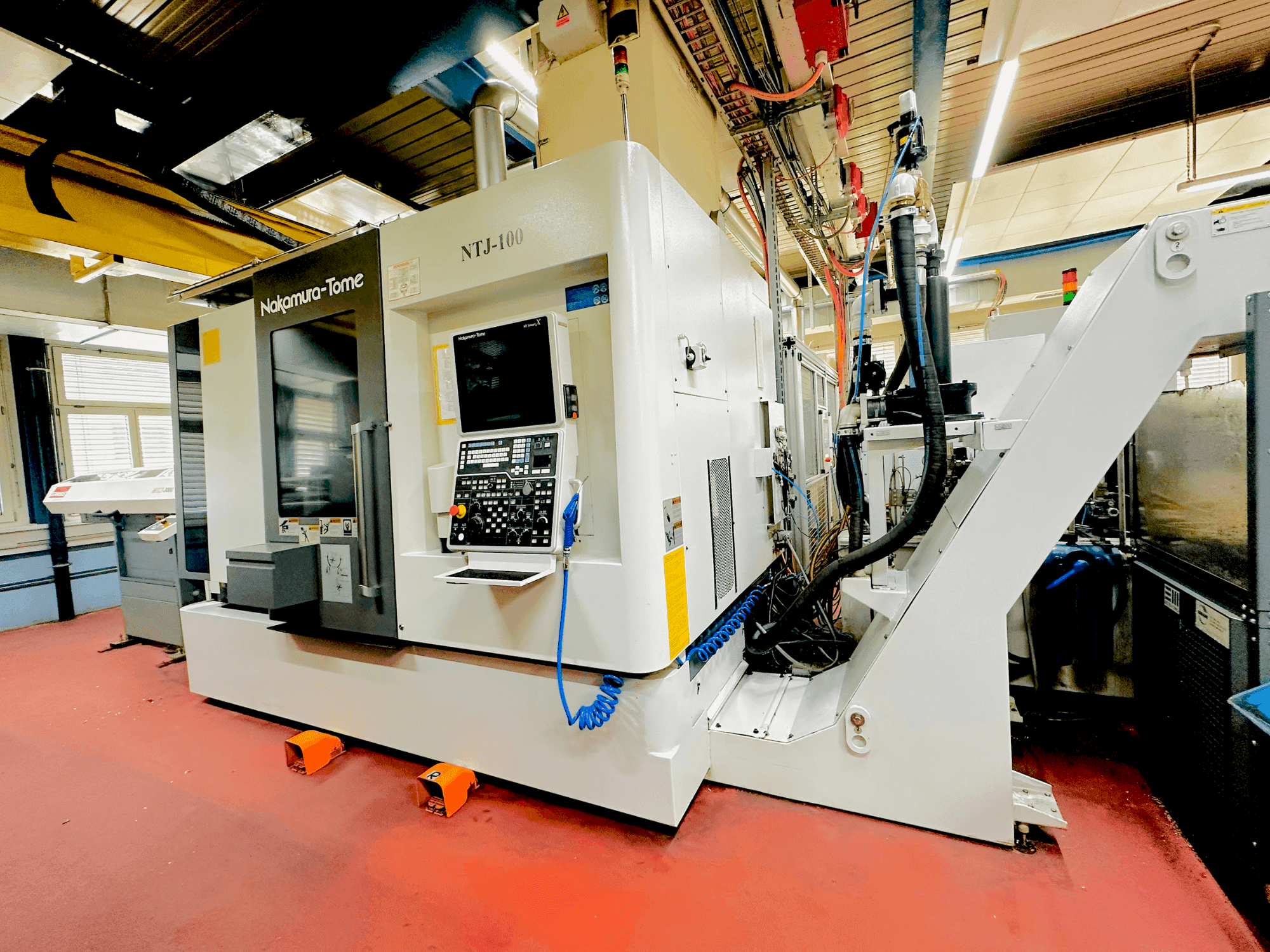 NAKAMURA NTJ100 Mašinos vaizdas iš priekio