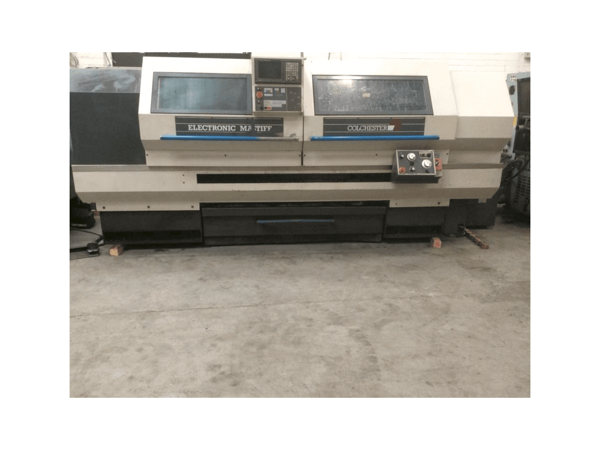 Colchester Electronic Mastiff Mašinos vaizdas iš priekio