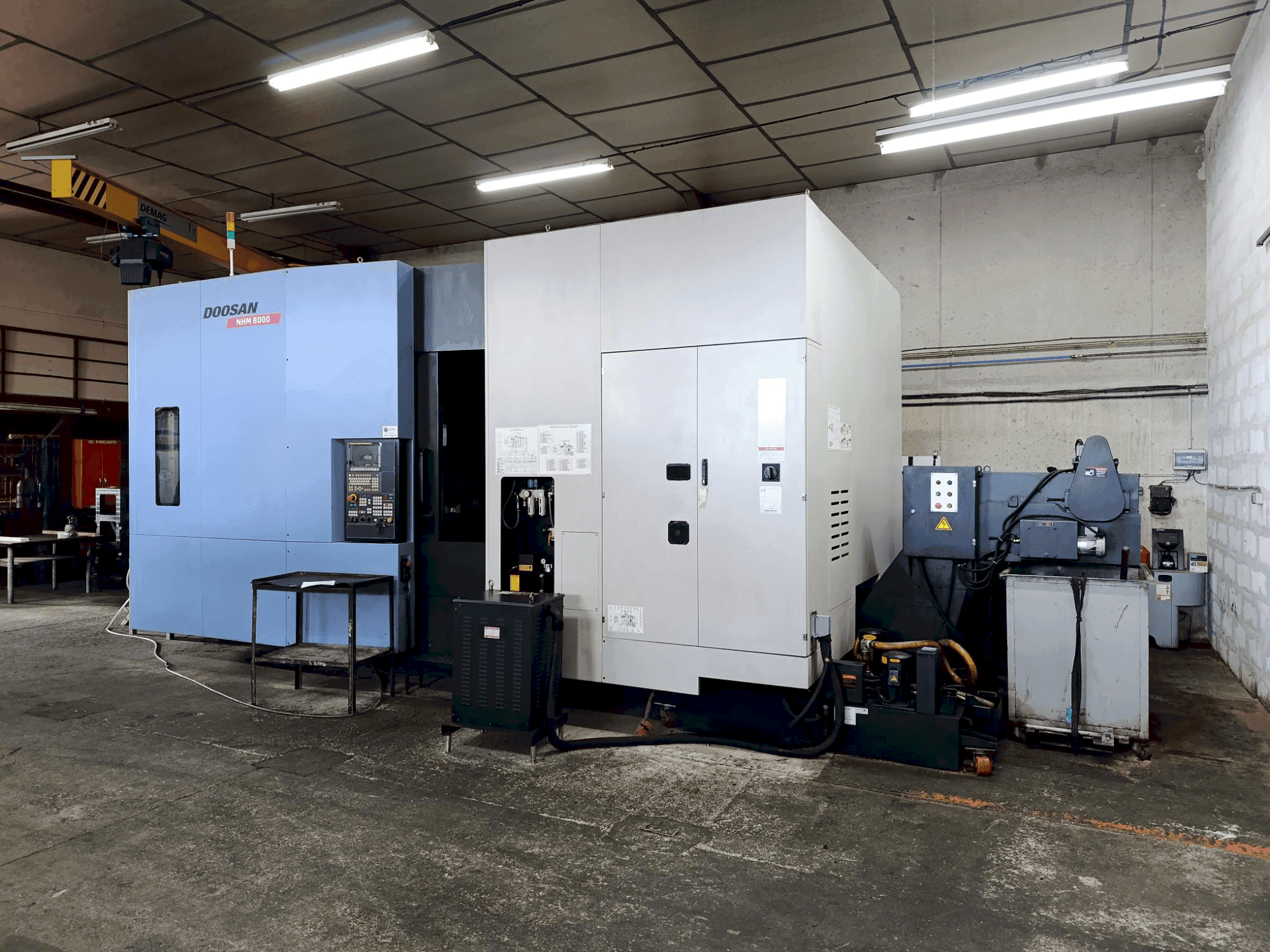 DOOSAN HM 8000 Mašinos vaizdas iš priekio